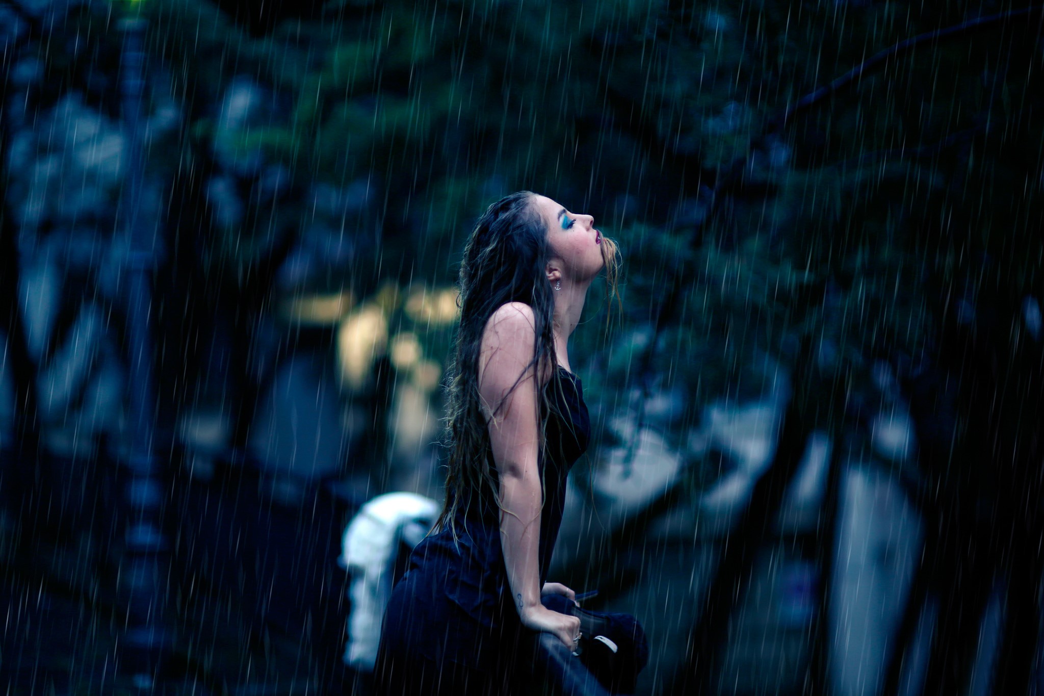 Brunette girl in the rain at night HD Wallpaper
