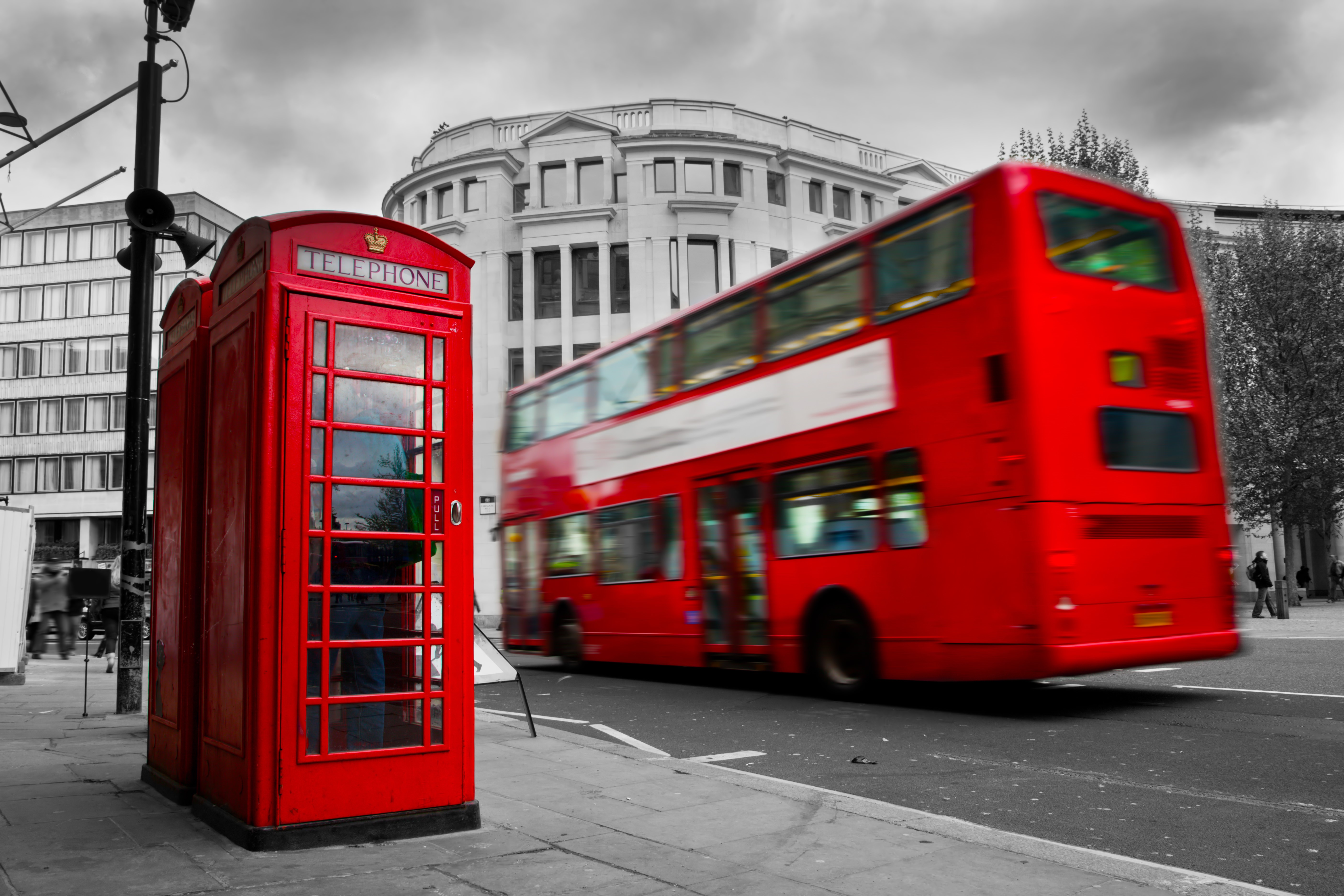 Red London Telephone Booth and Double-Decker Bus HD Wallpaper