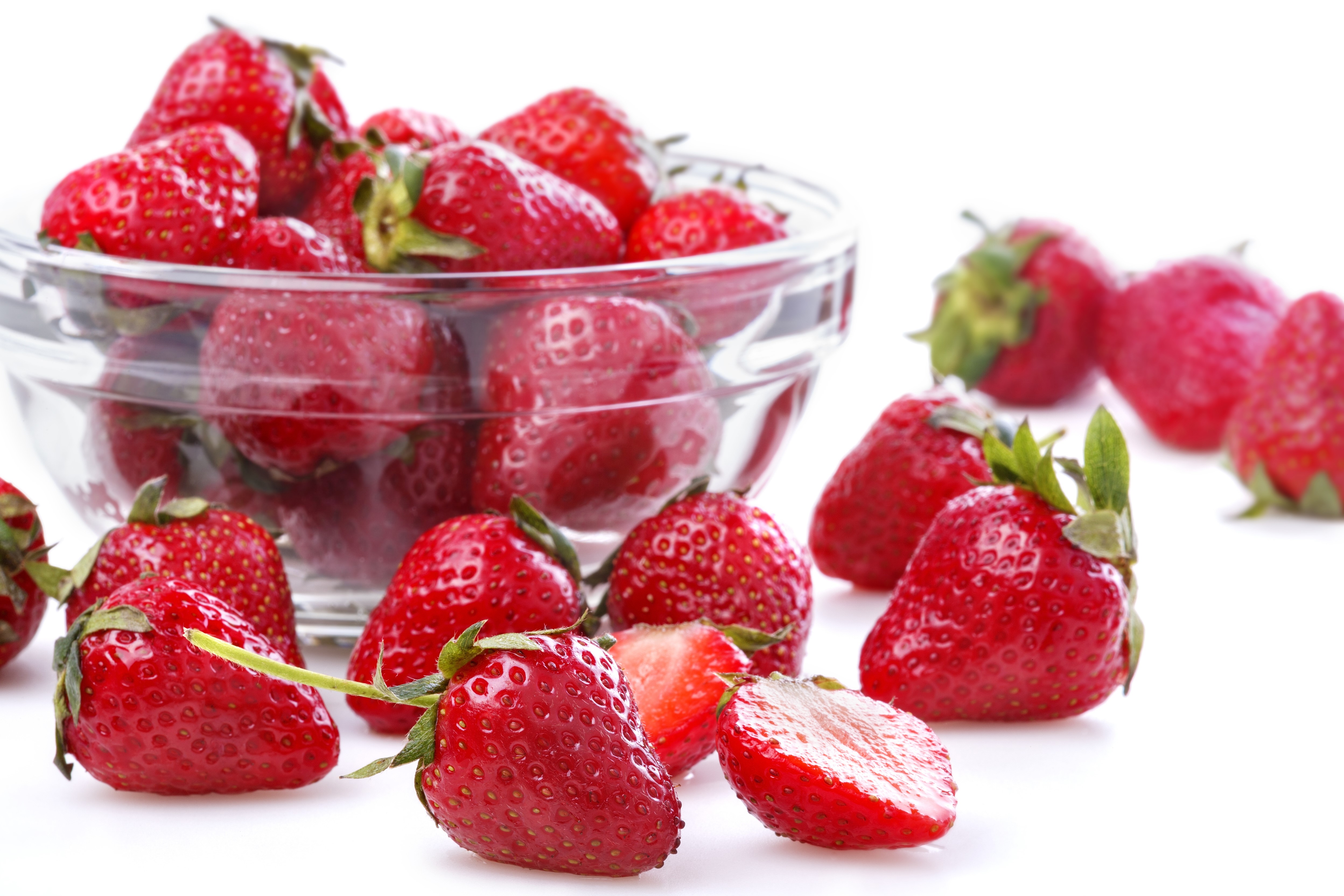 4K Strawberry Closeup HD Wallpaper
