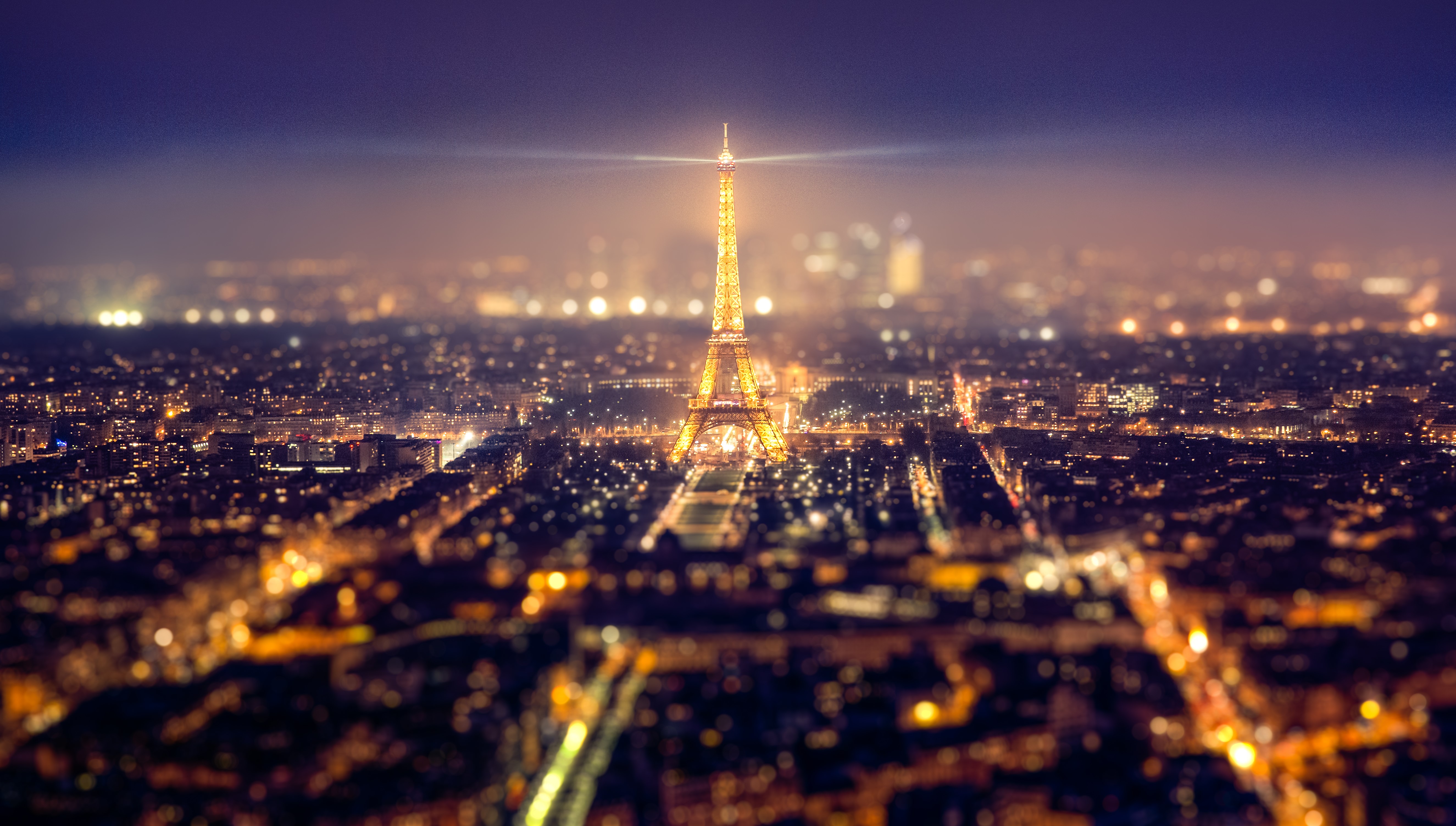 Eiffel Tower at Night in Paris HD Wallpaper