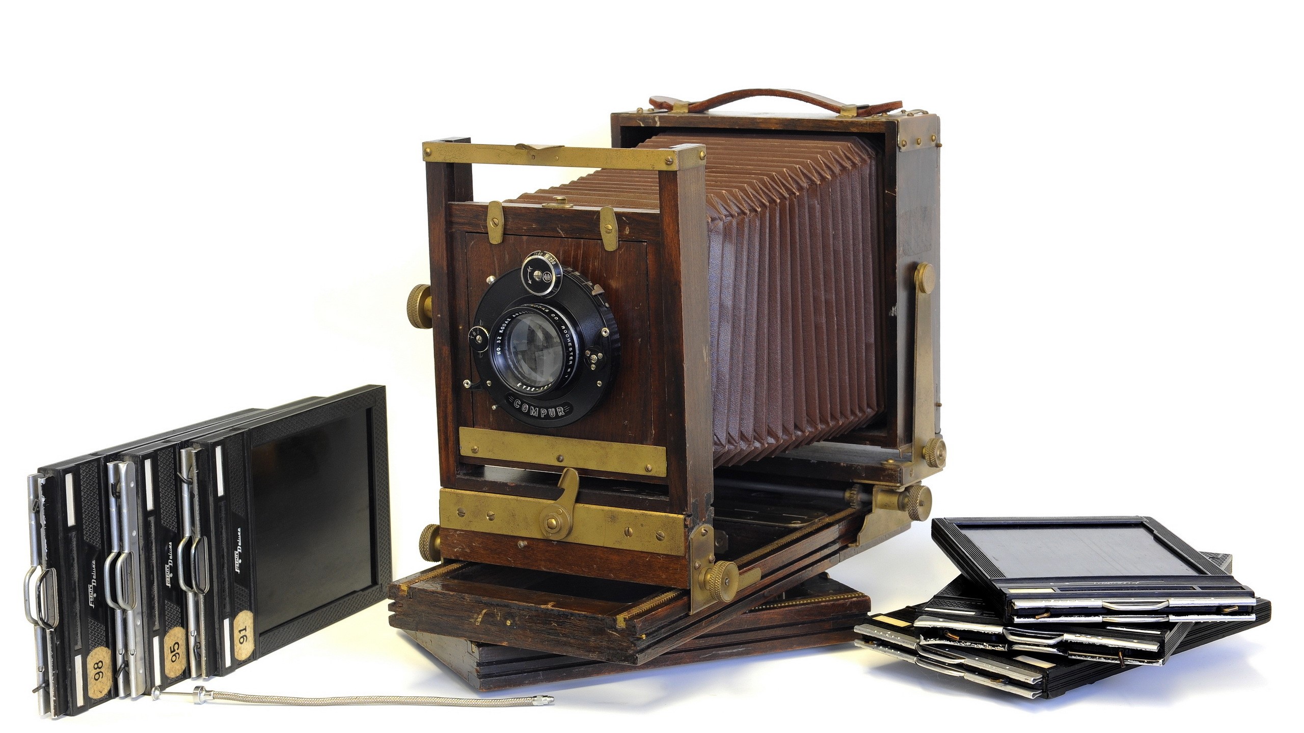 Crown View Camera 4x5 with film holders HD Wallpaper