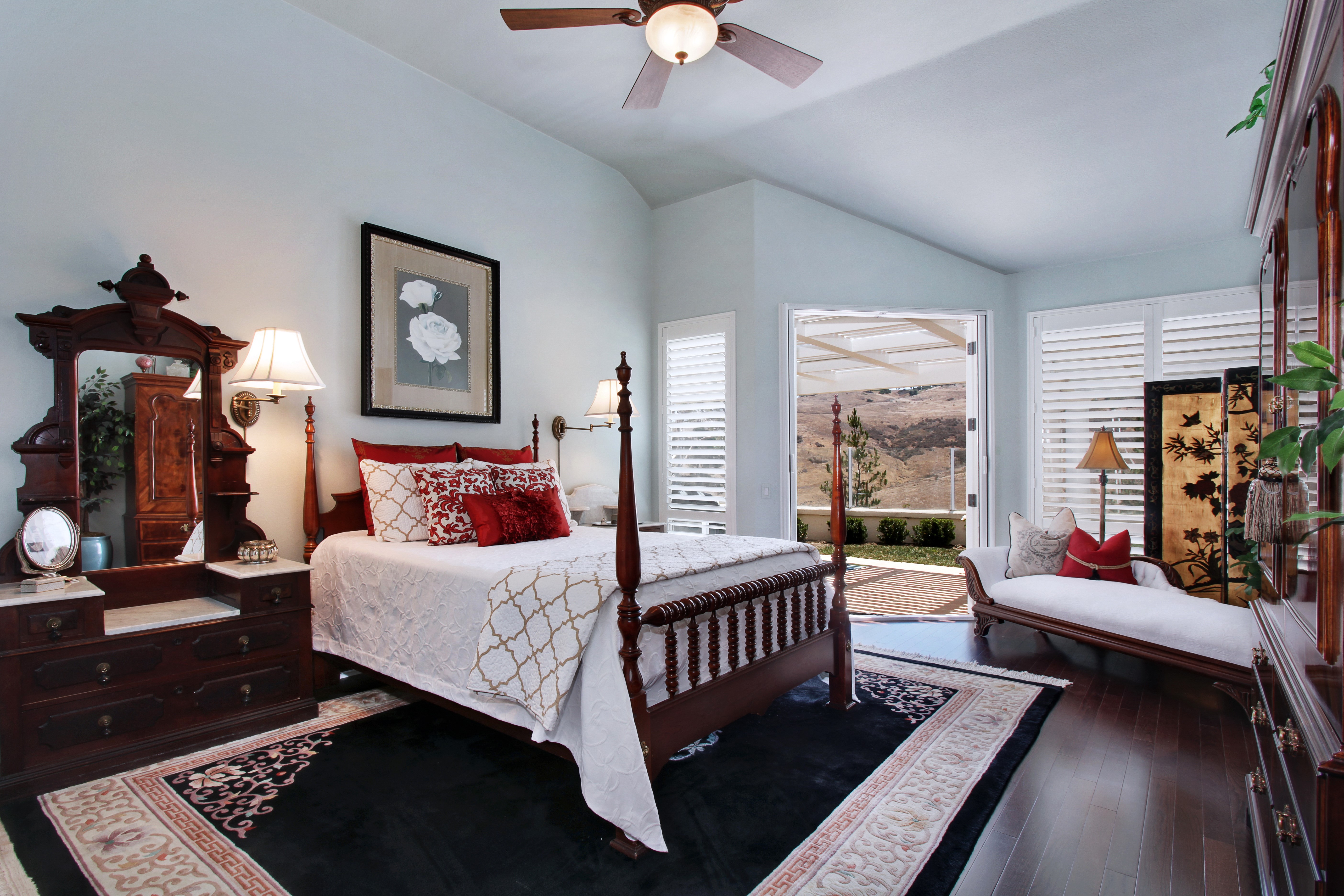 Bedroom Interior Design with Bed and Lamps HD Wallpaper
