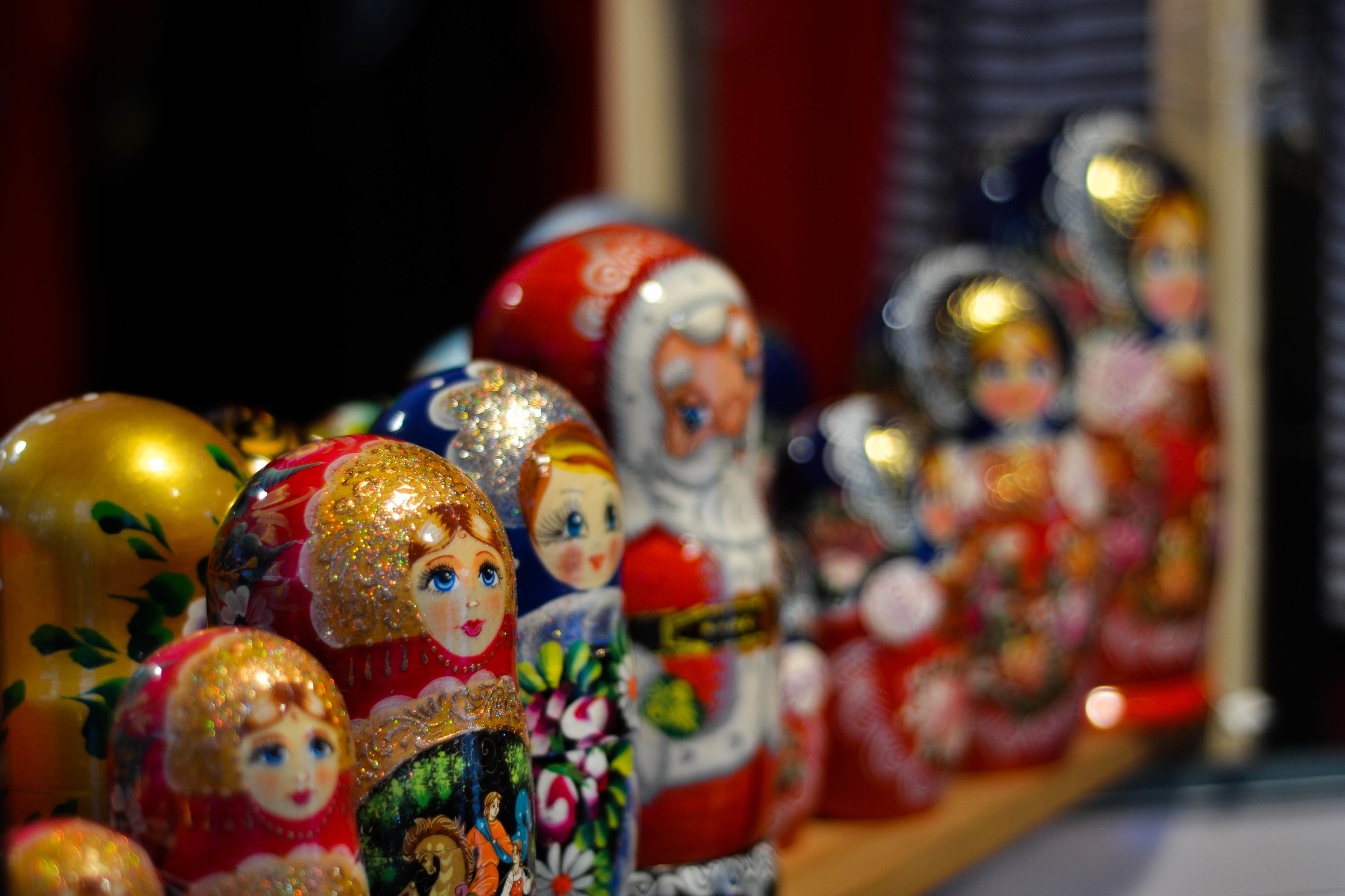 4K Closeup of Matryoshka Dolls Souvenir HD Wallpaper