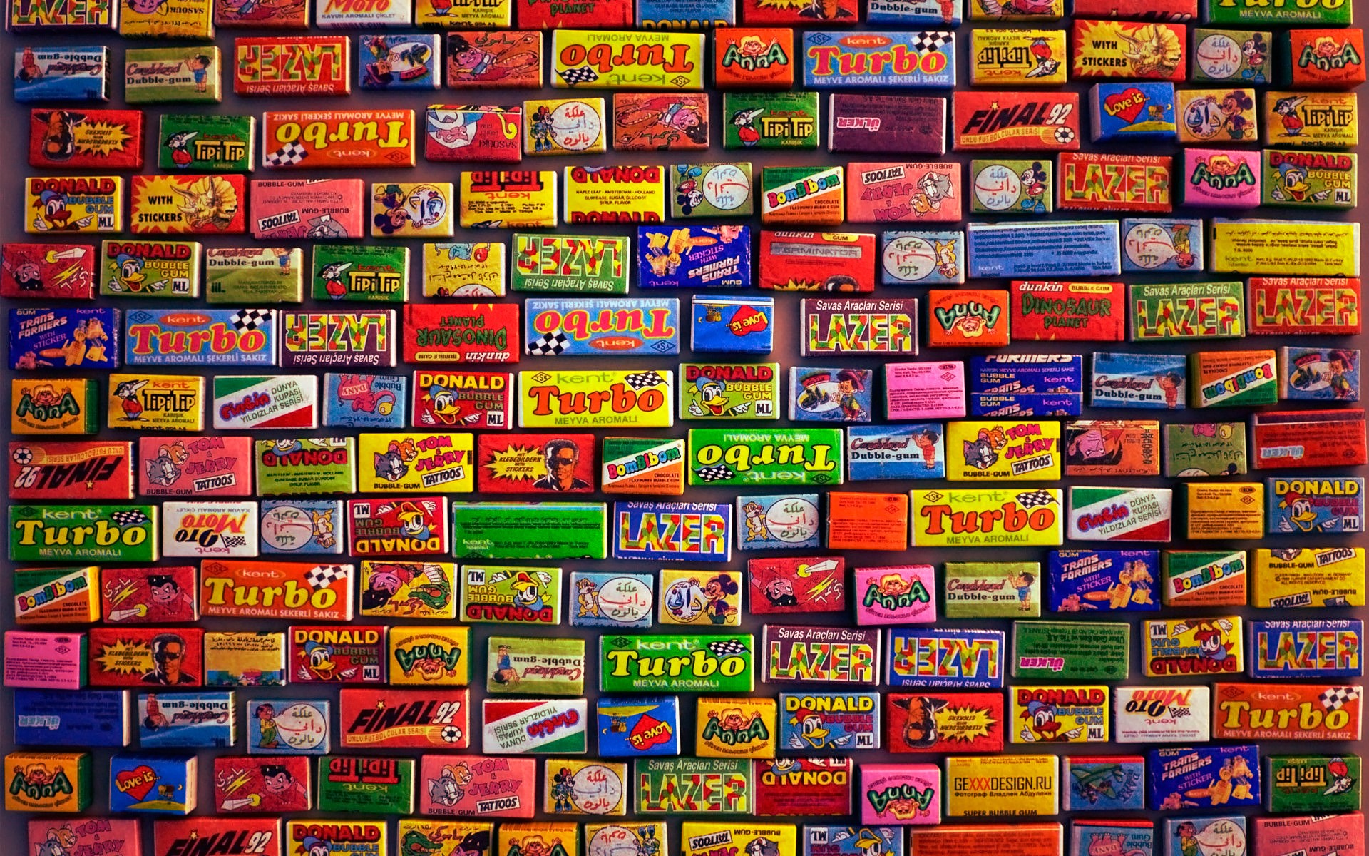 Collection of vintage Turbo and Donald Duck chewing gum wrappers HD Wallpaper