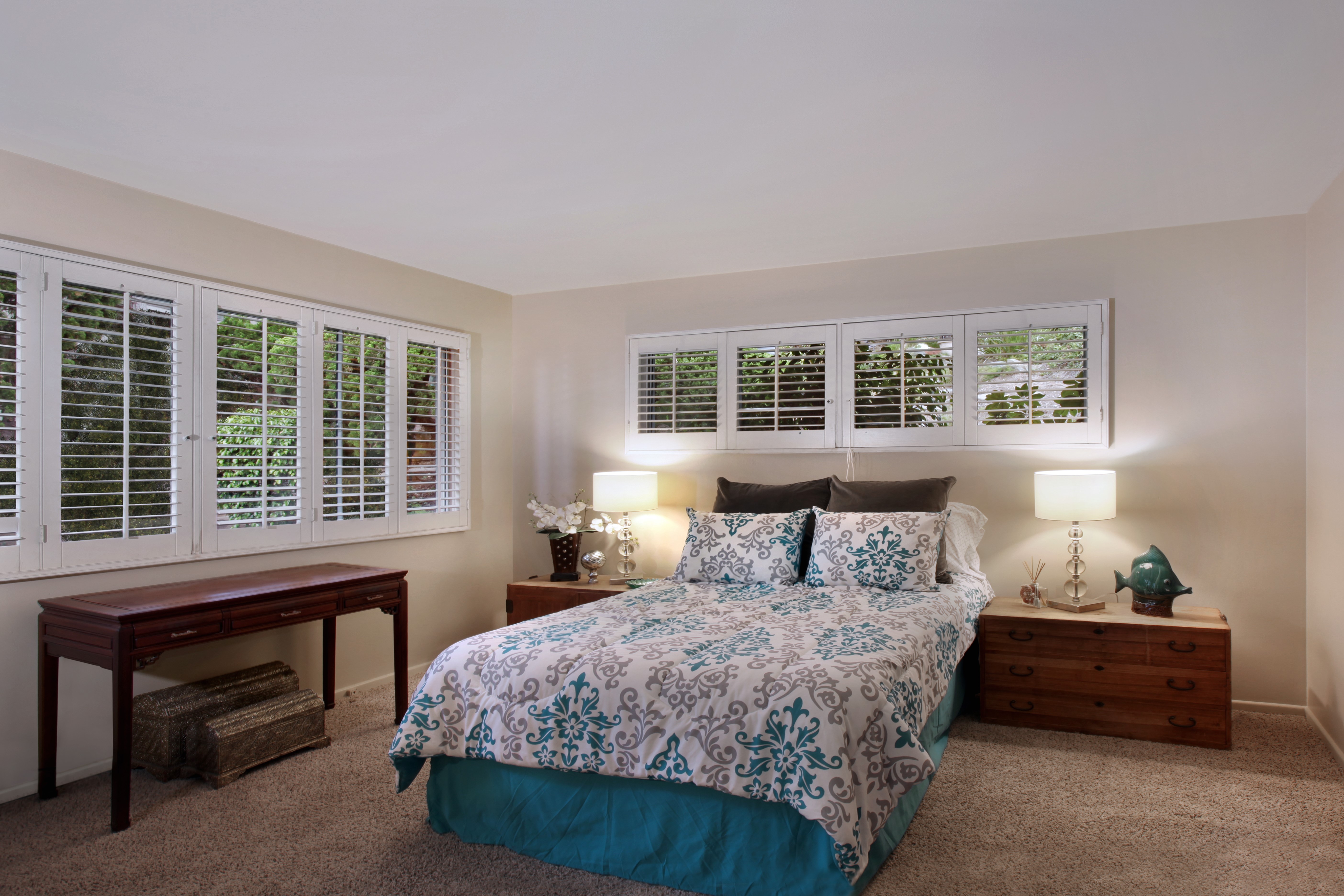 Bedroom with bed, lamps, and windows HD Wallpaper
