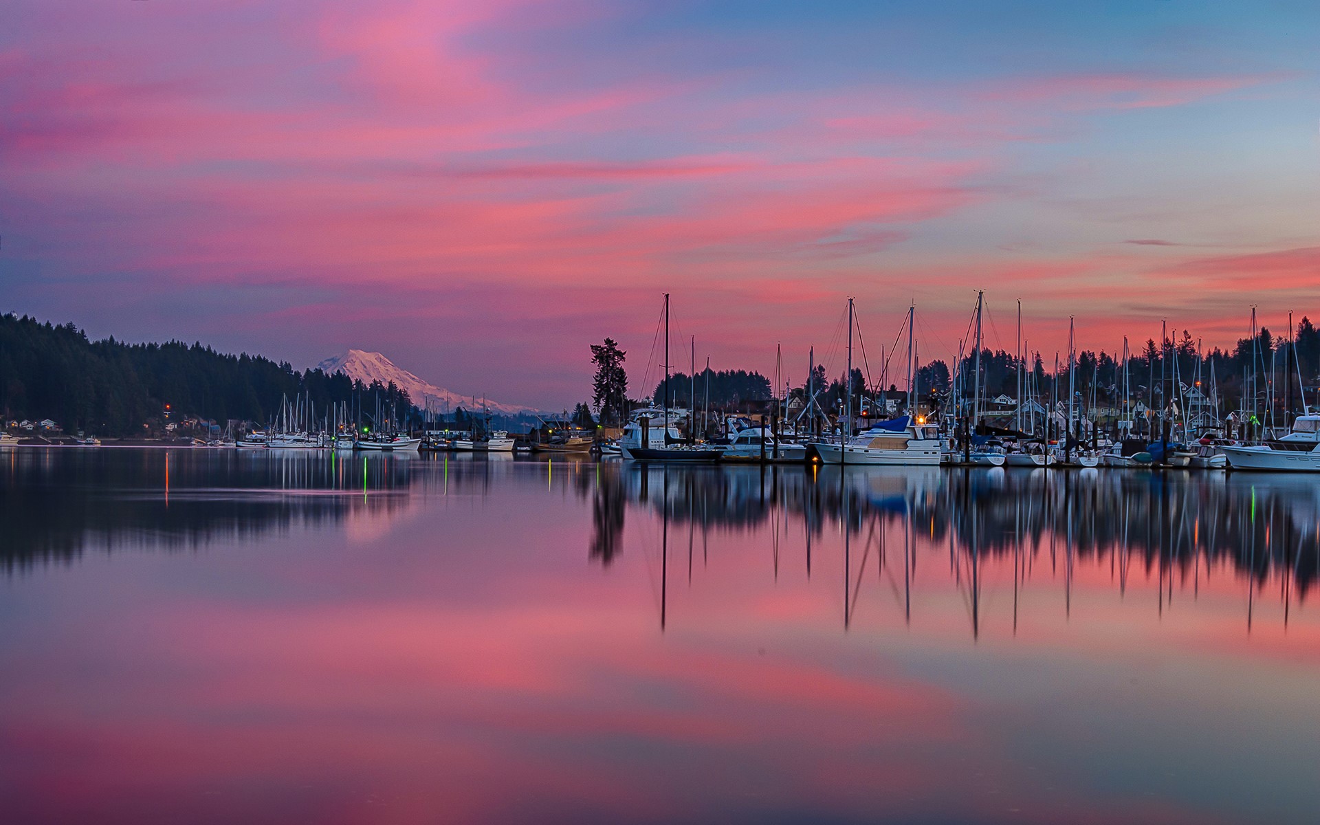 Boats in marina at sunset with mountain view HD Wallpaper