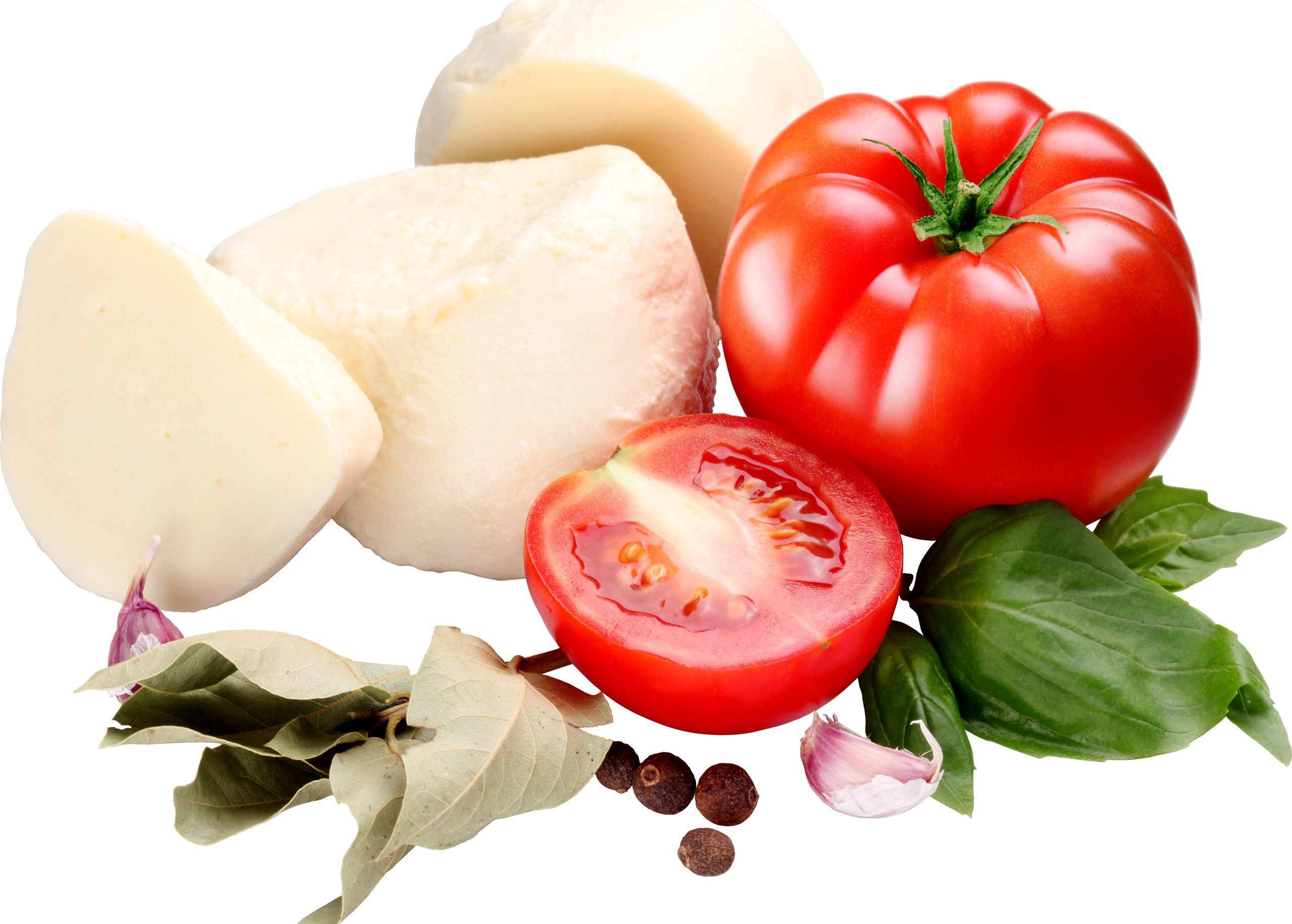 Mozzarella cheese, tomatoes, garlic, basil, and bay leaves HD Wallpaper