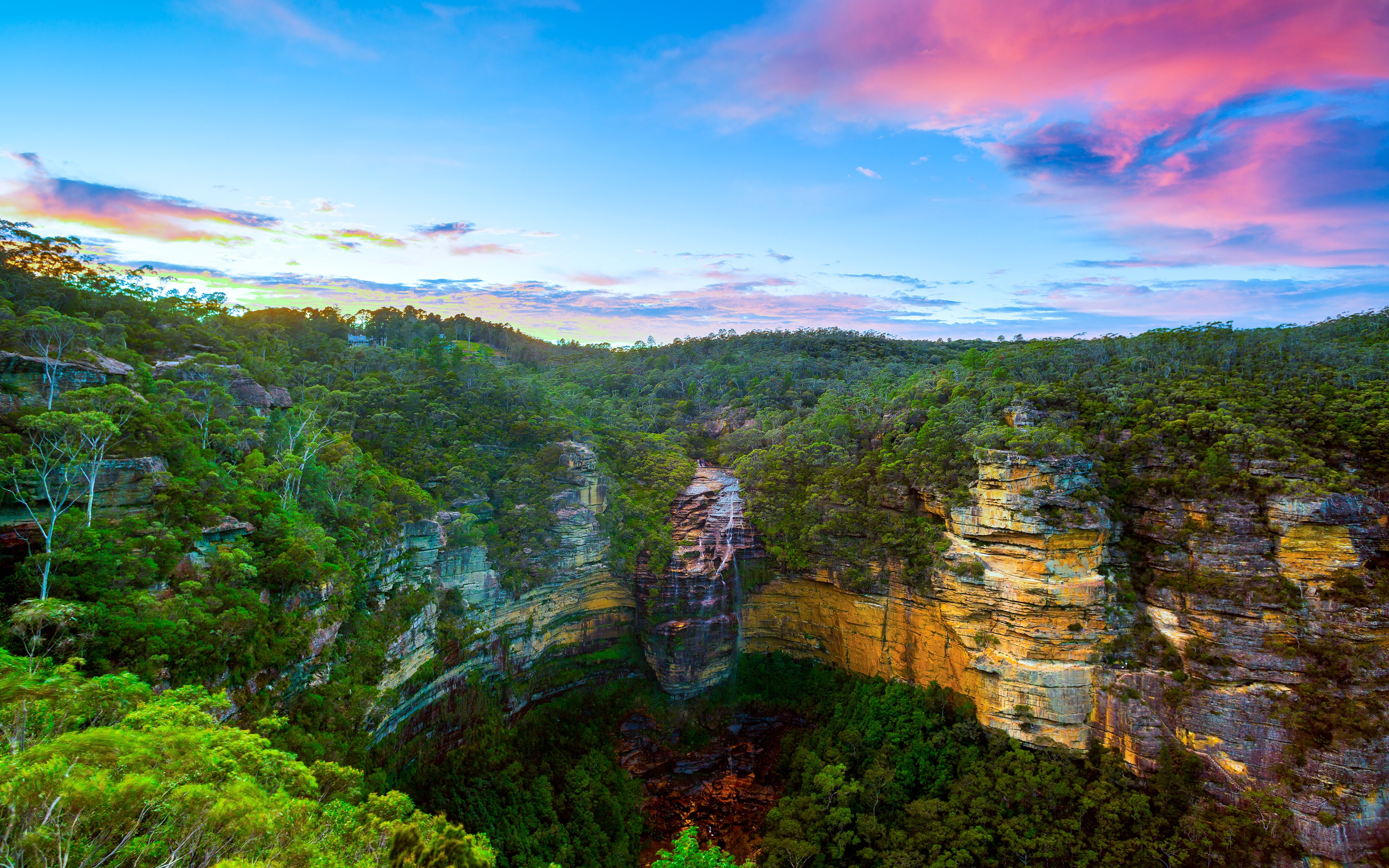 Blue Mountains National Park, Australia at Sunset HD Wallpaper