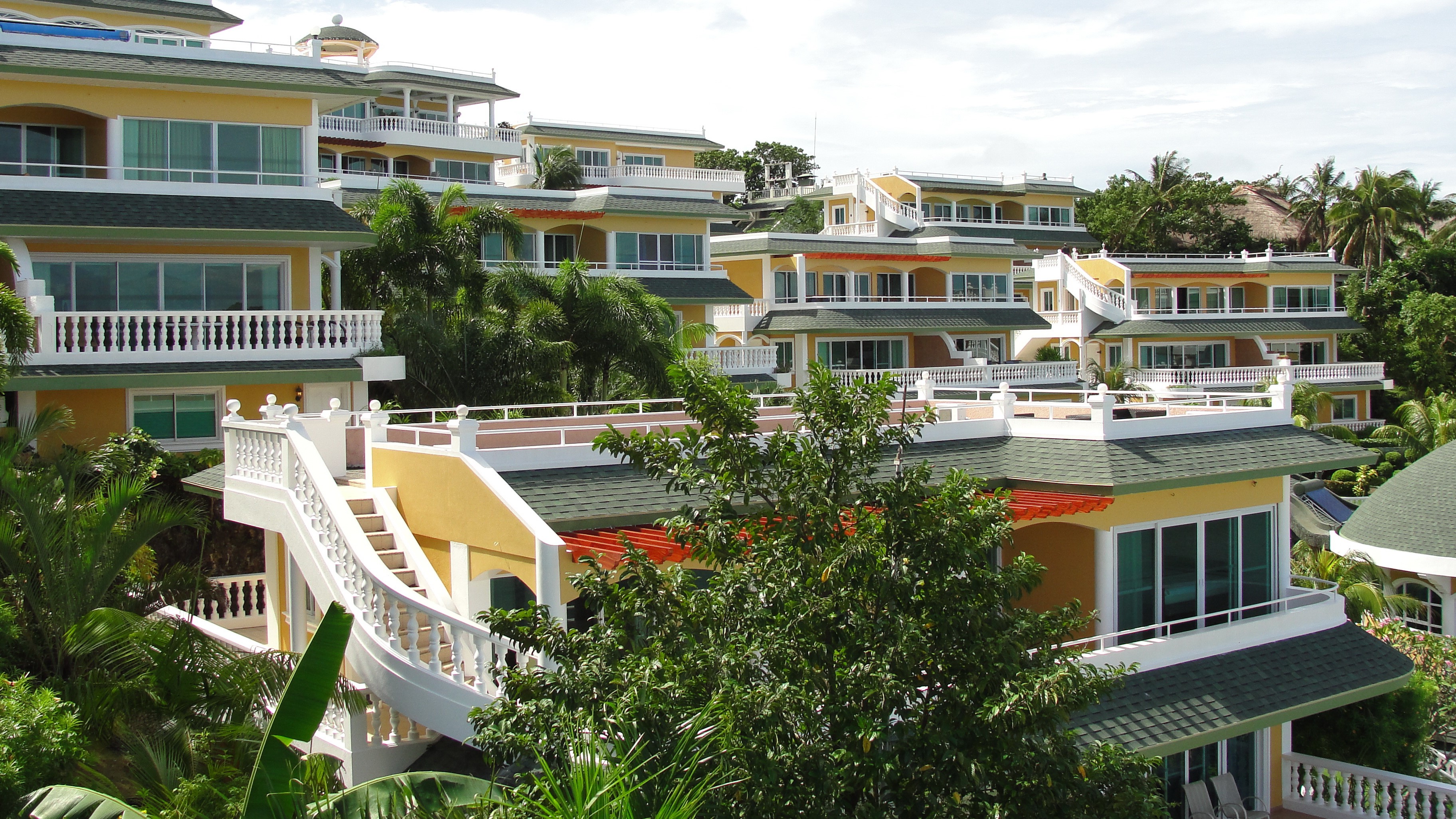 Resort buildings on a hillside in Boracay, Philippines HD Wallpaper