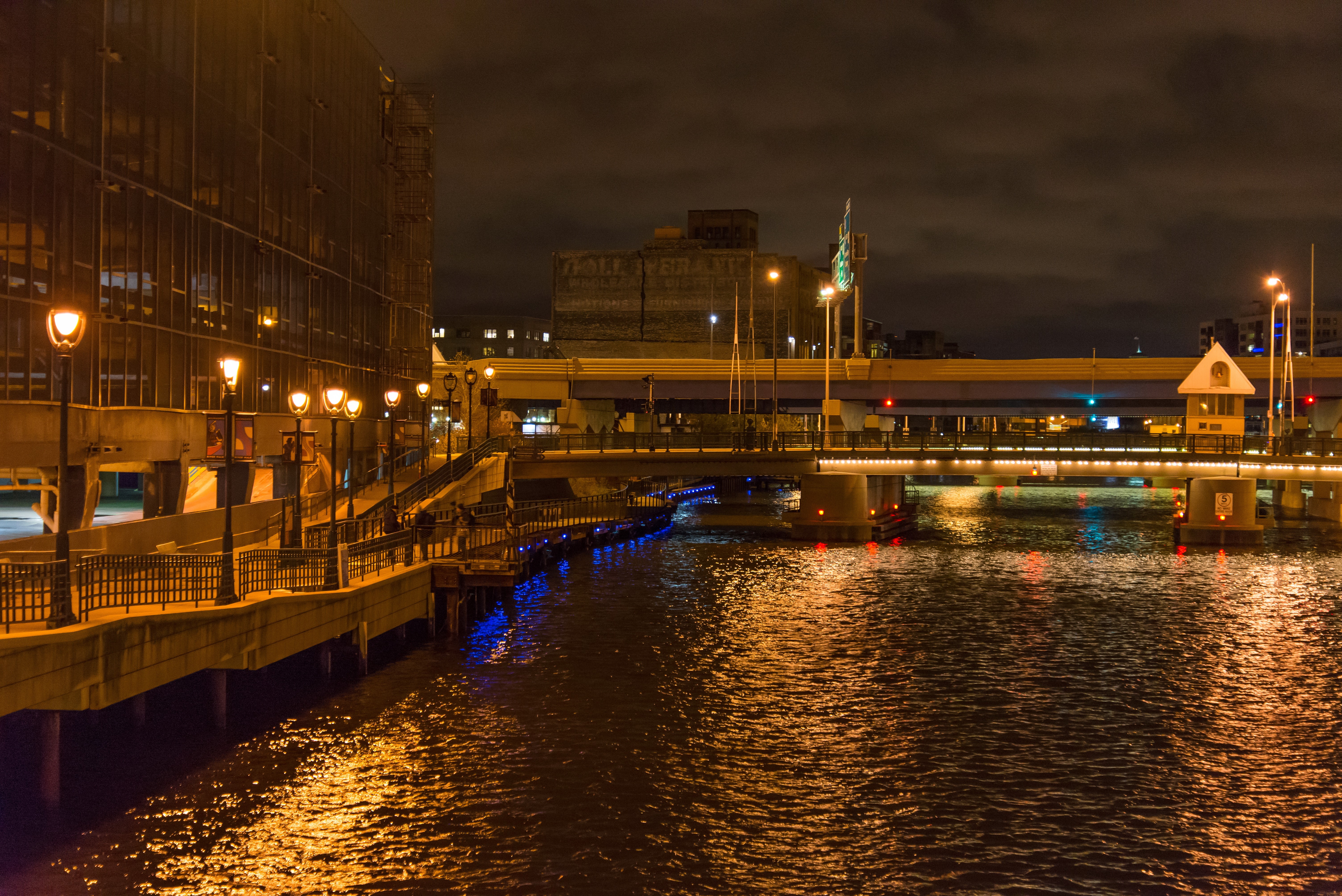 Milwaukee River at Night with Bridges and Street Lights HD Wallpaper