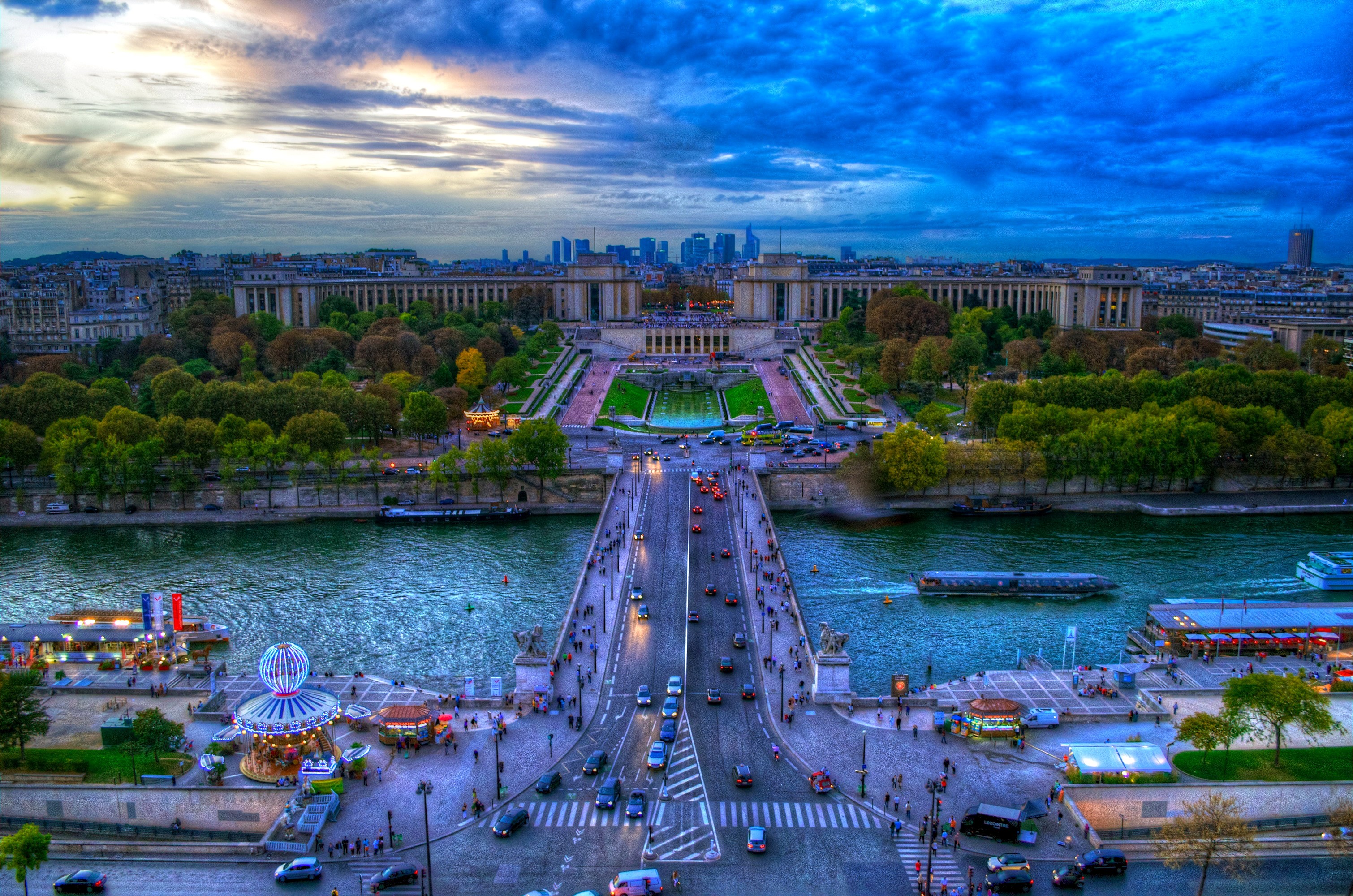 Paris cityscape with Eiffel Tower and Seine River HD Wallpaper