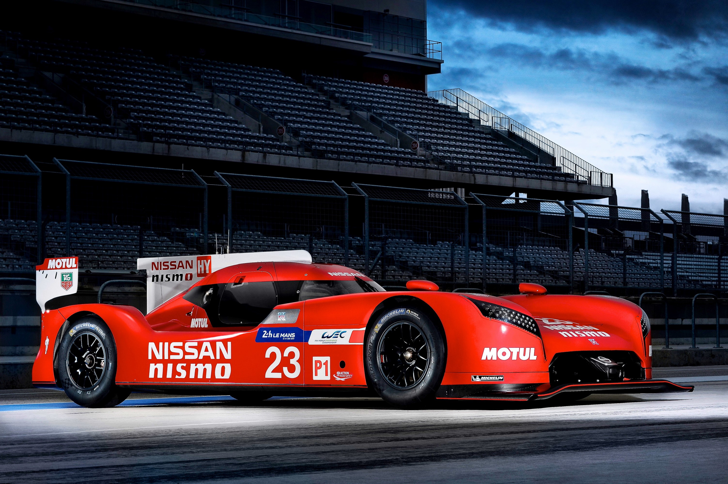 Nissan NISMO GT-R Le Mans race car HD Wallpaper
