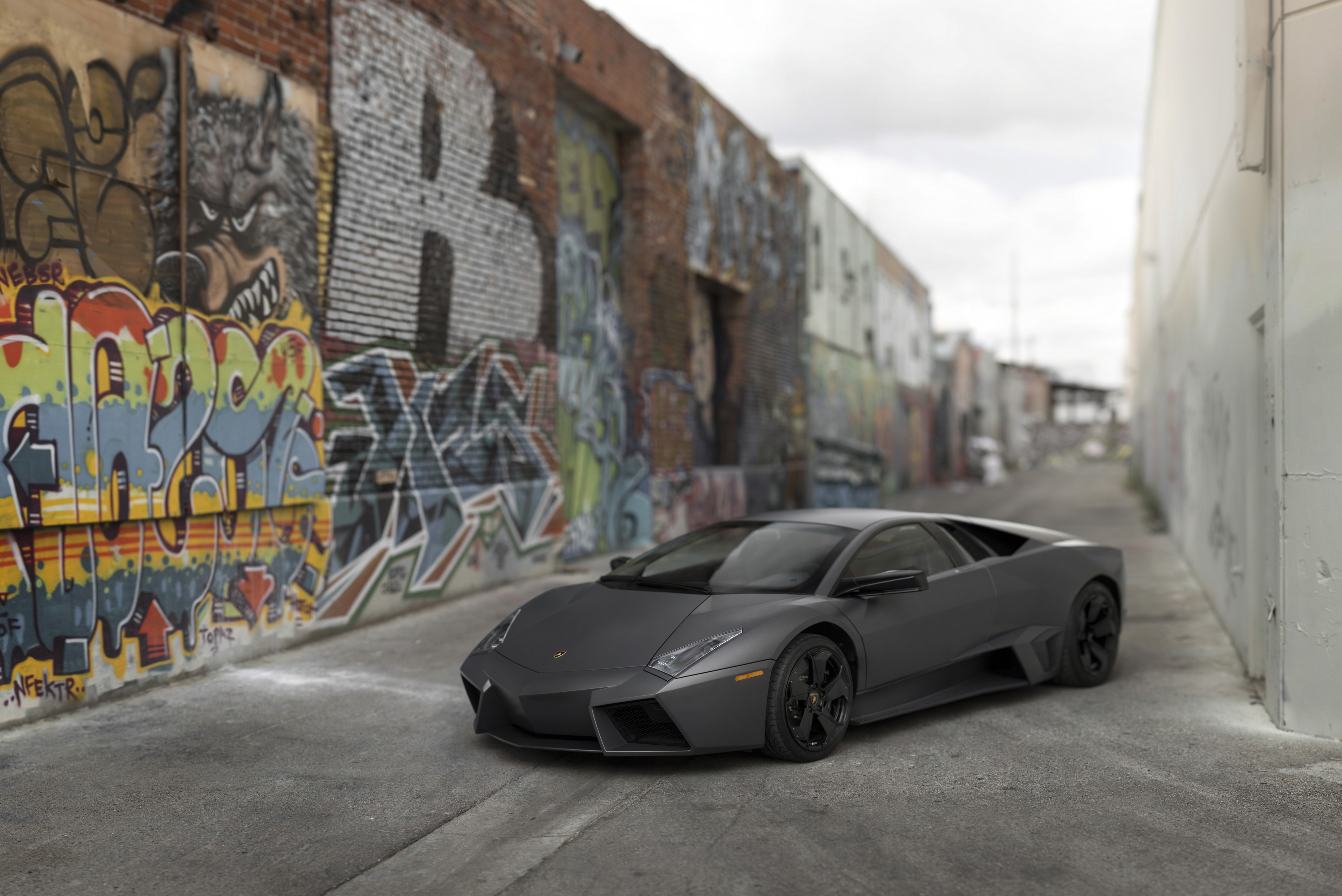 4K 2008 Lamborghini Reventon in Graffiti Alley HD Wallpaper