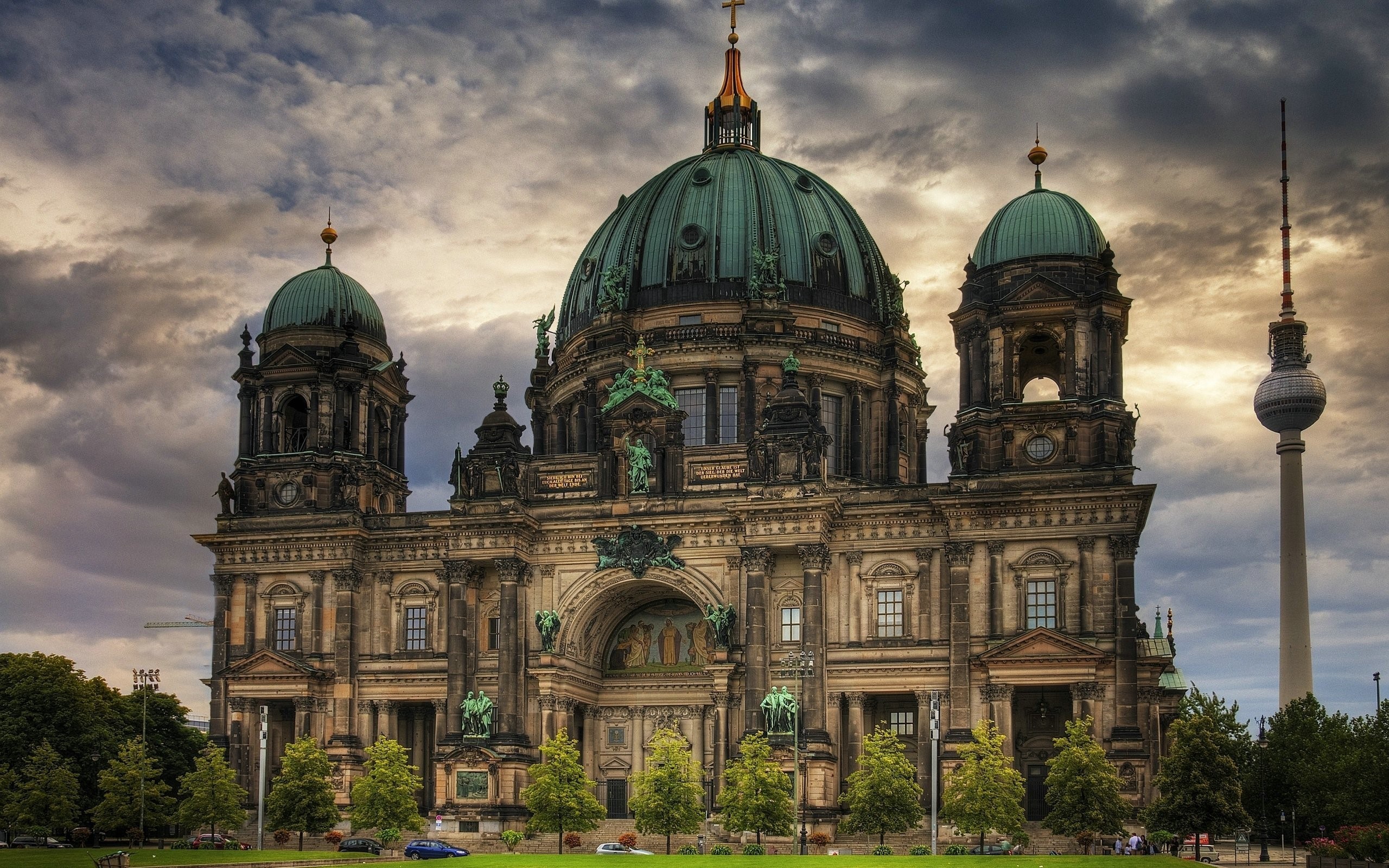 Berlin Cathedral and TV Tower, Germany HD Wallpaper