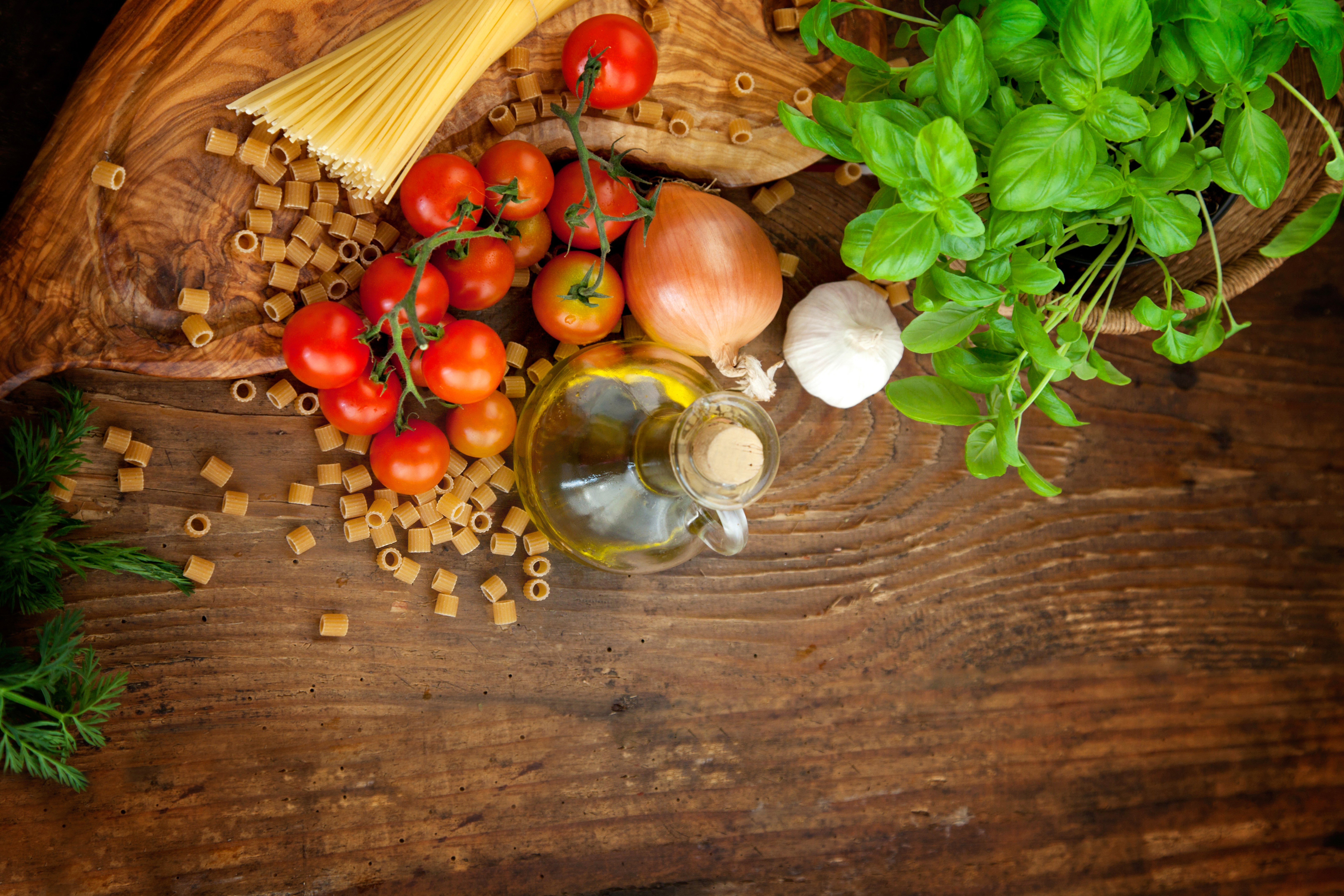 Ingredients for Italian Cooking: Pasta, Tomatoes, Onion, Garlic, Basil, Olive Oil HD Wallpaper