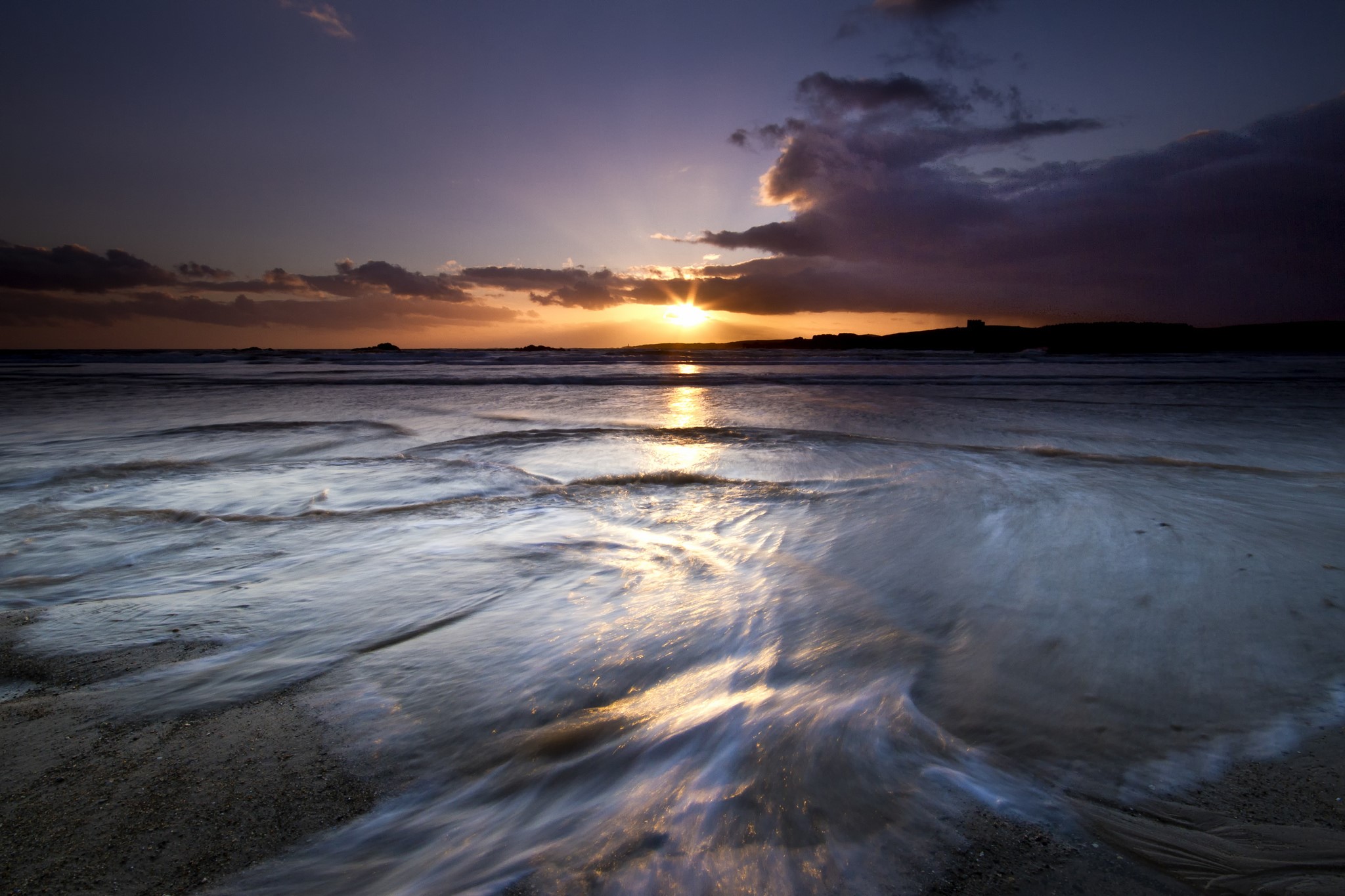 Sunset over Cymyran Beach, Anglesey, Wales HD Wallpaper