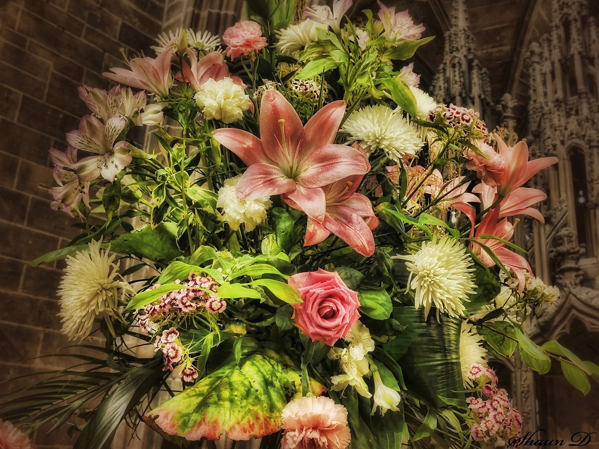 Bouquet of Lilies and Chrysanthemums HD Wallpaper