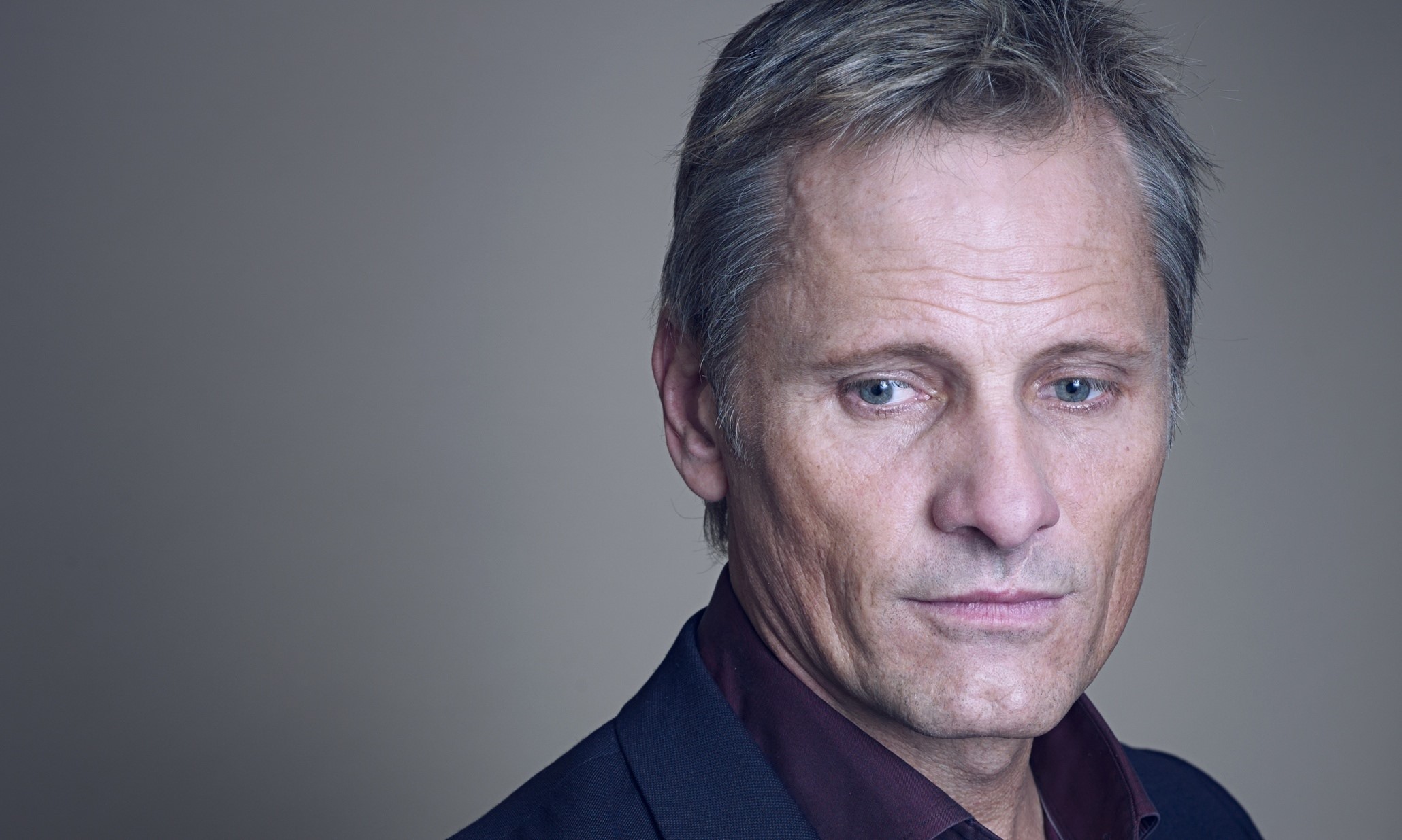 Viggo Mortensen portrait HD Wallpaper