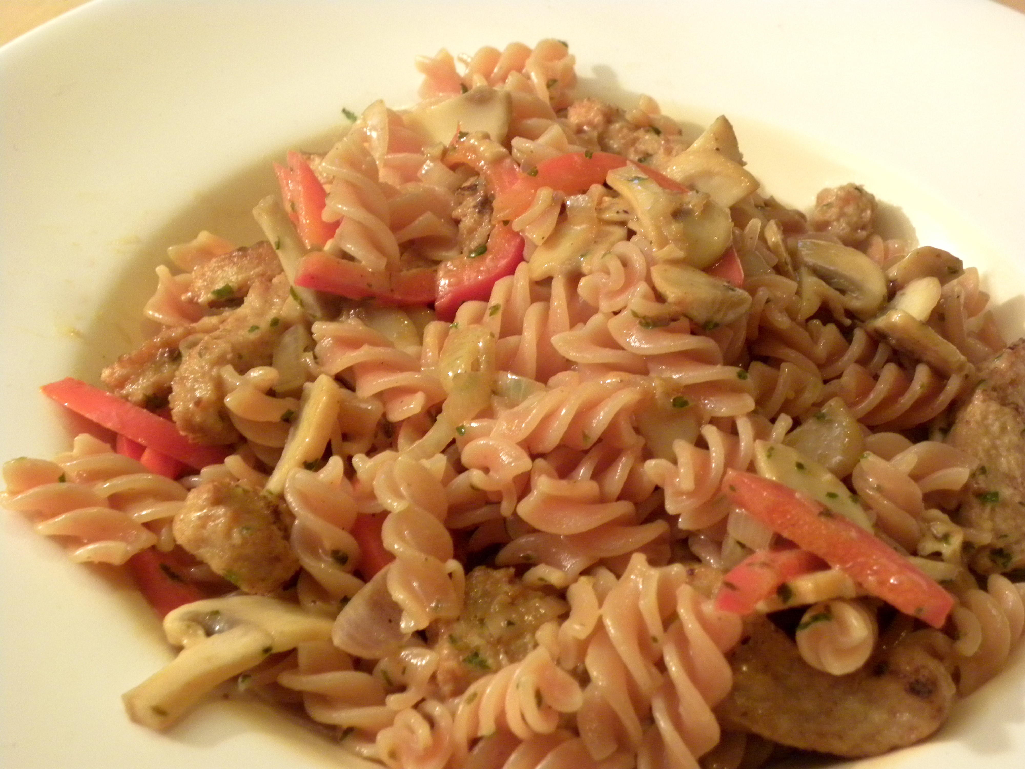 4K Closeup of Pasta with Mushrooms and Peppers HD Wallpaper