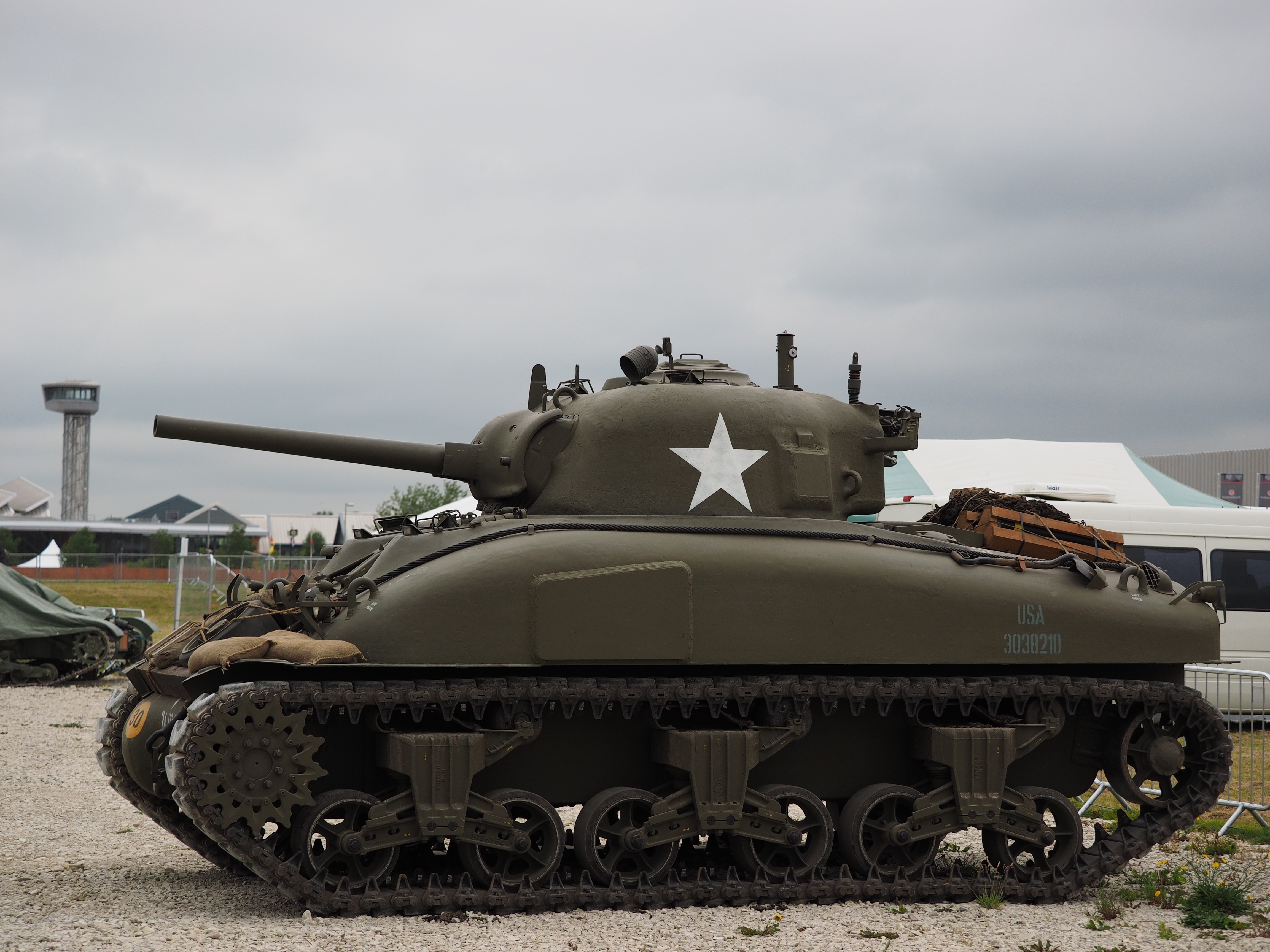 M4 Sherman Tank at Tankfest 2015 HD Wallpaper