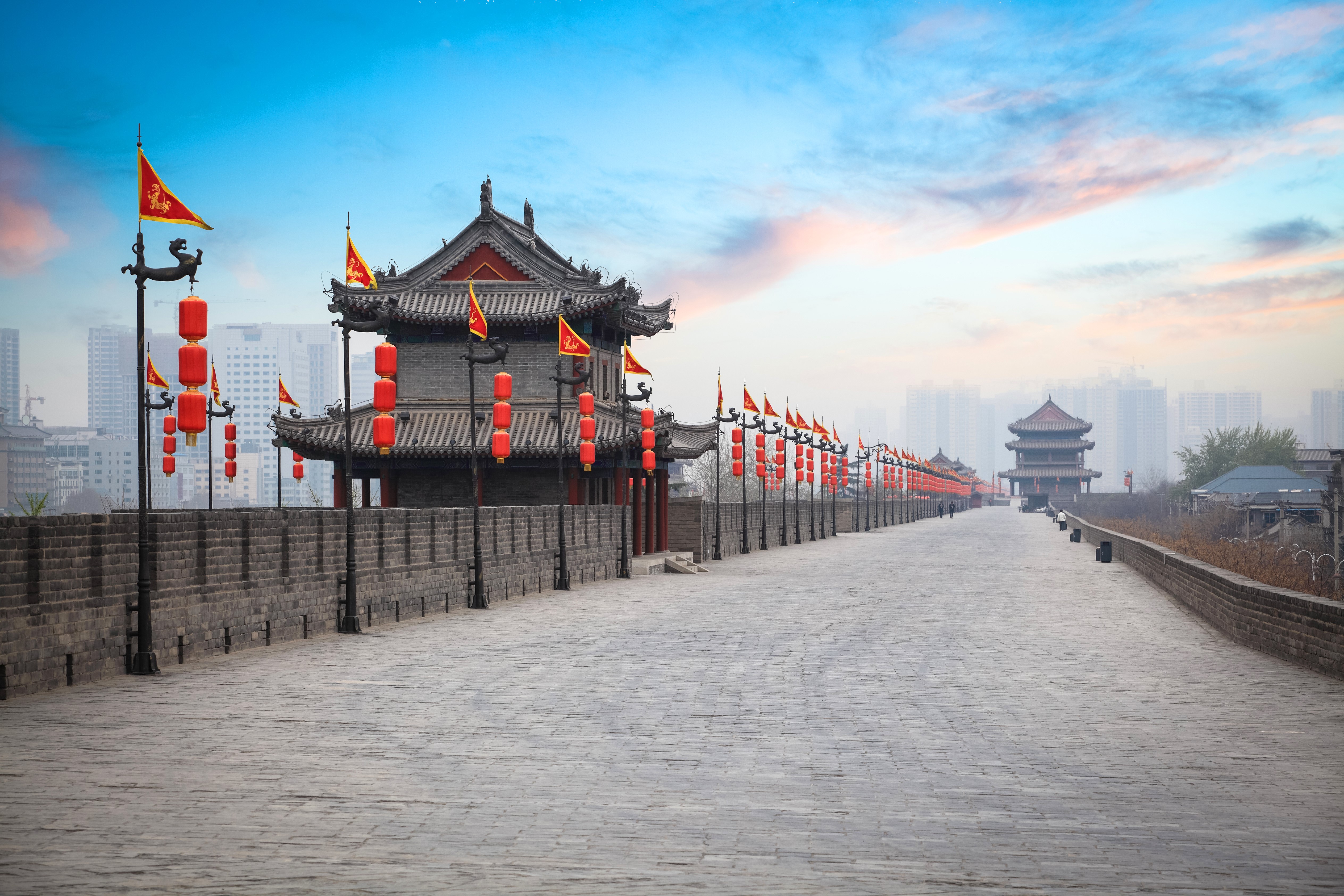 Ancient City Wall with Lanterns and Pagodas in China HD Wallpaper