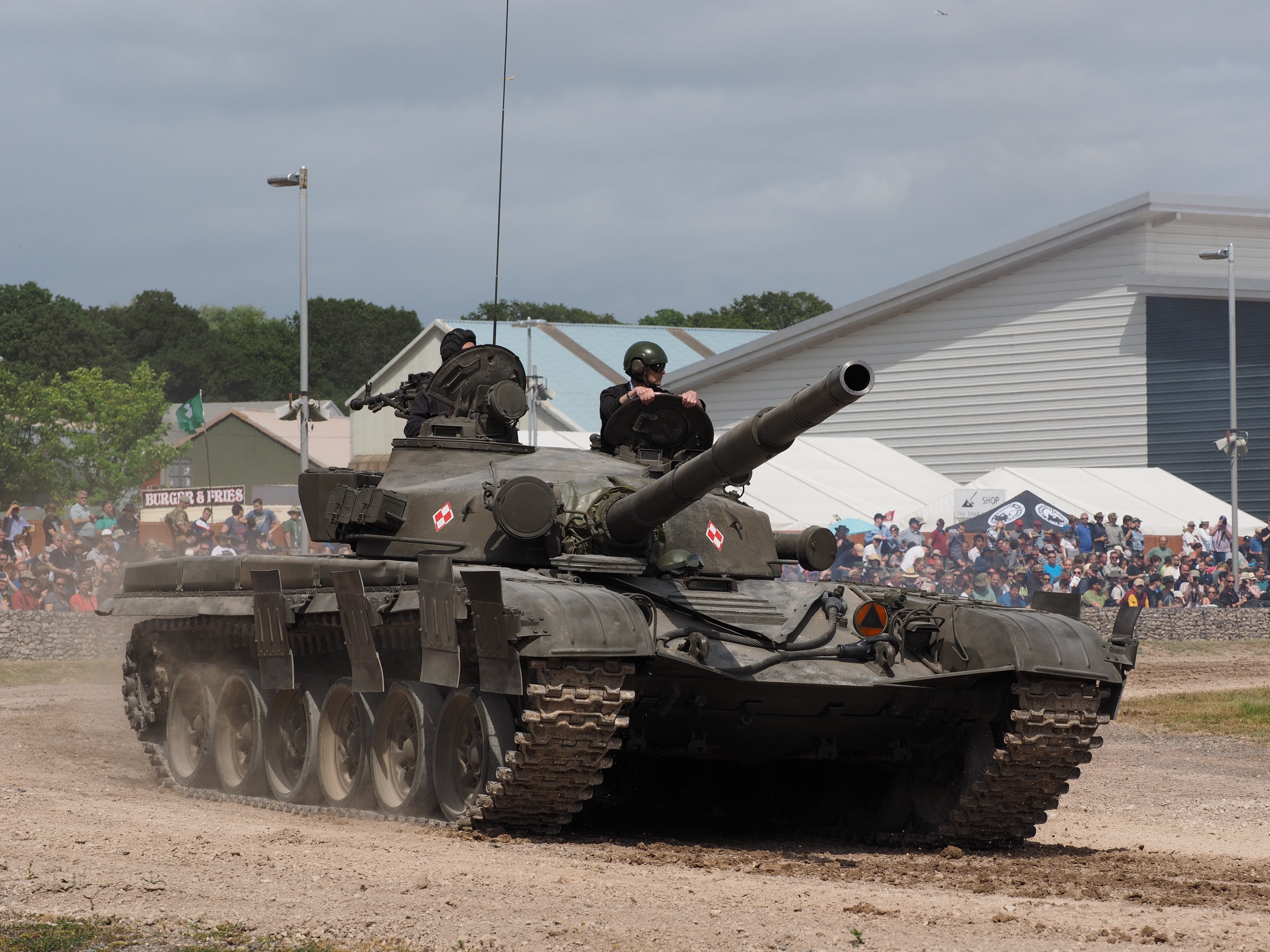 T-72 Tank at Tankfest 2015 HD Wallpaper