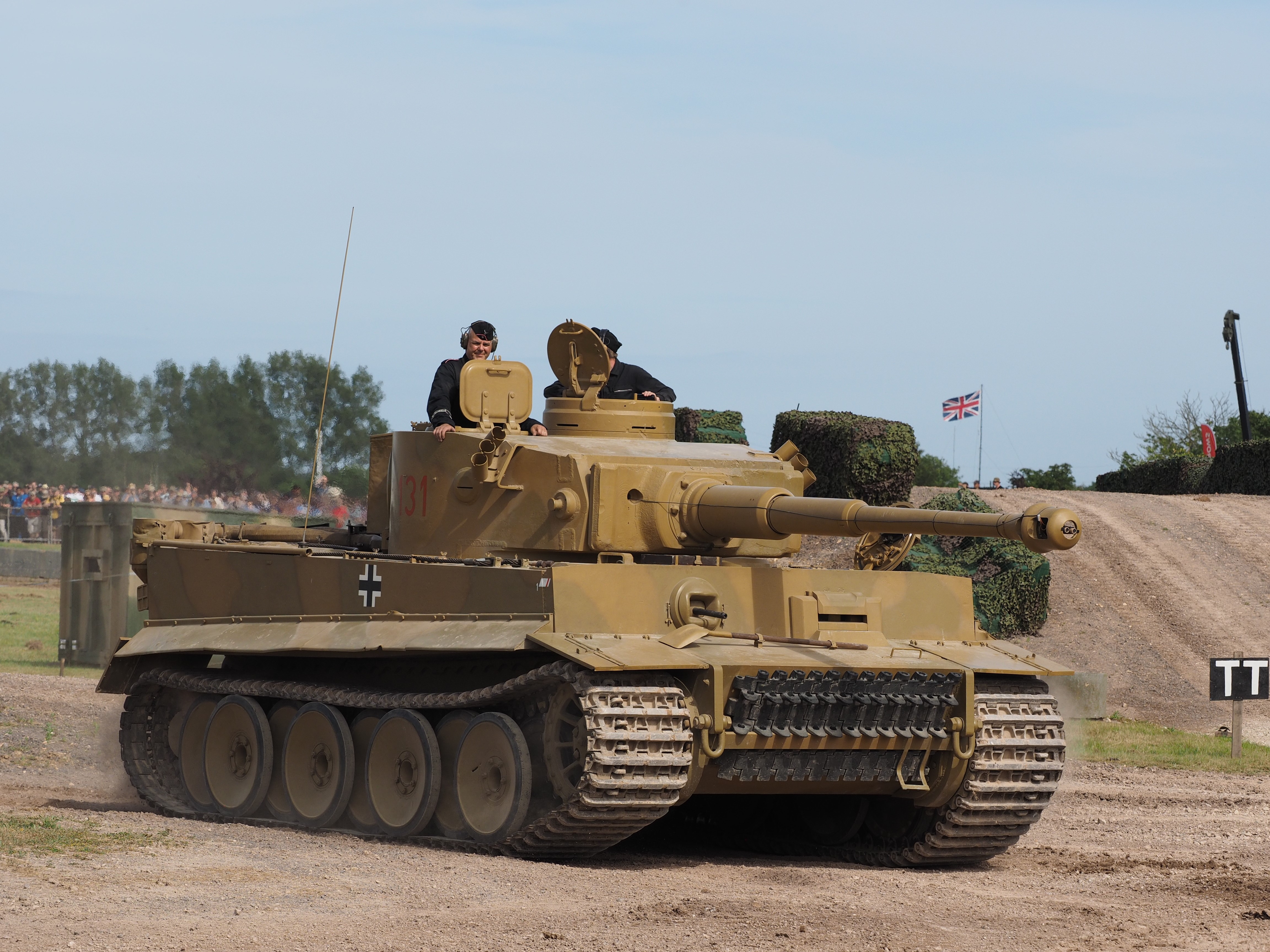 Tiger Tank at Tankfest 2015 HD Wallpaper