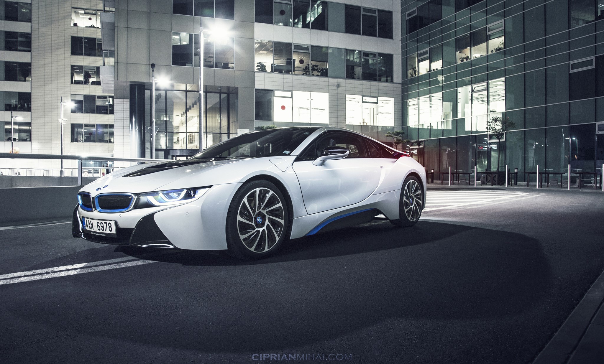 White BMW i8 by Ciprian Mihai HD Wallpaper