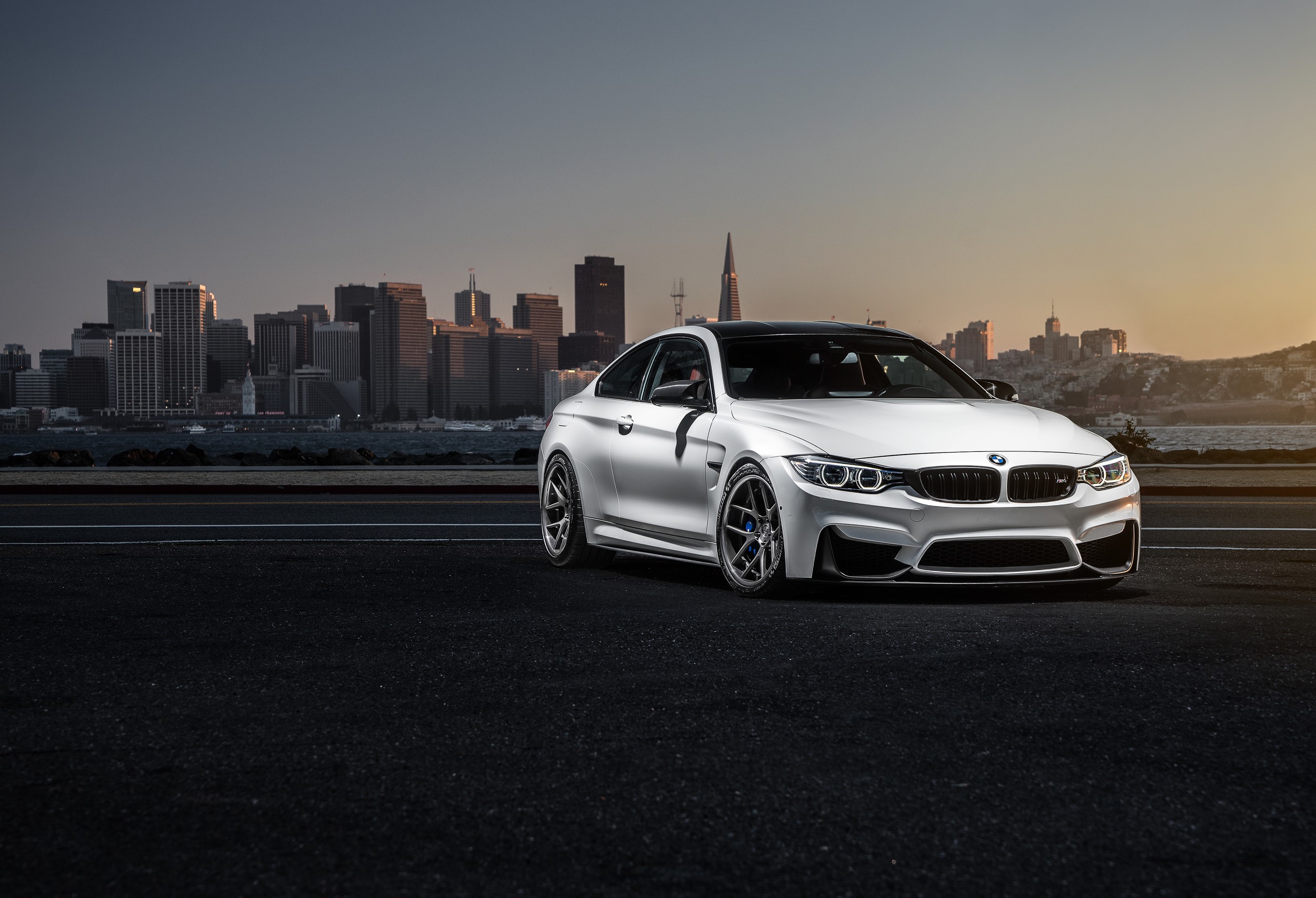 White BMW M4 F82 Coupe HD Wallpaper