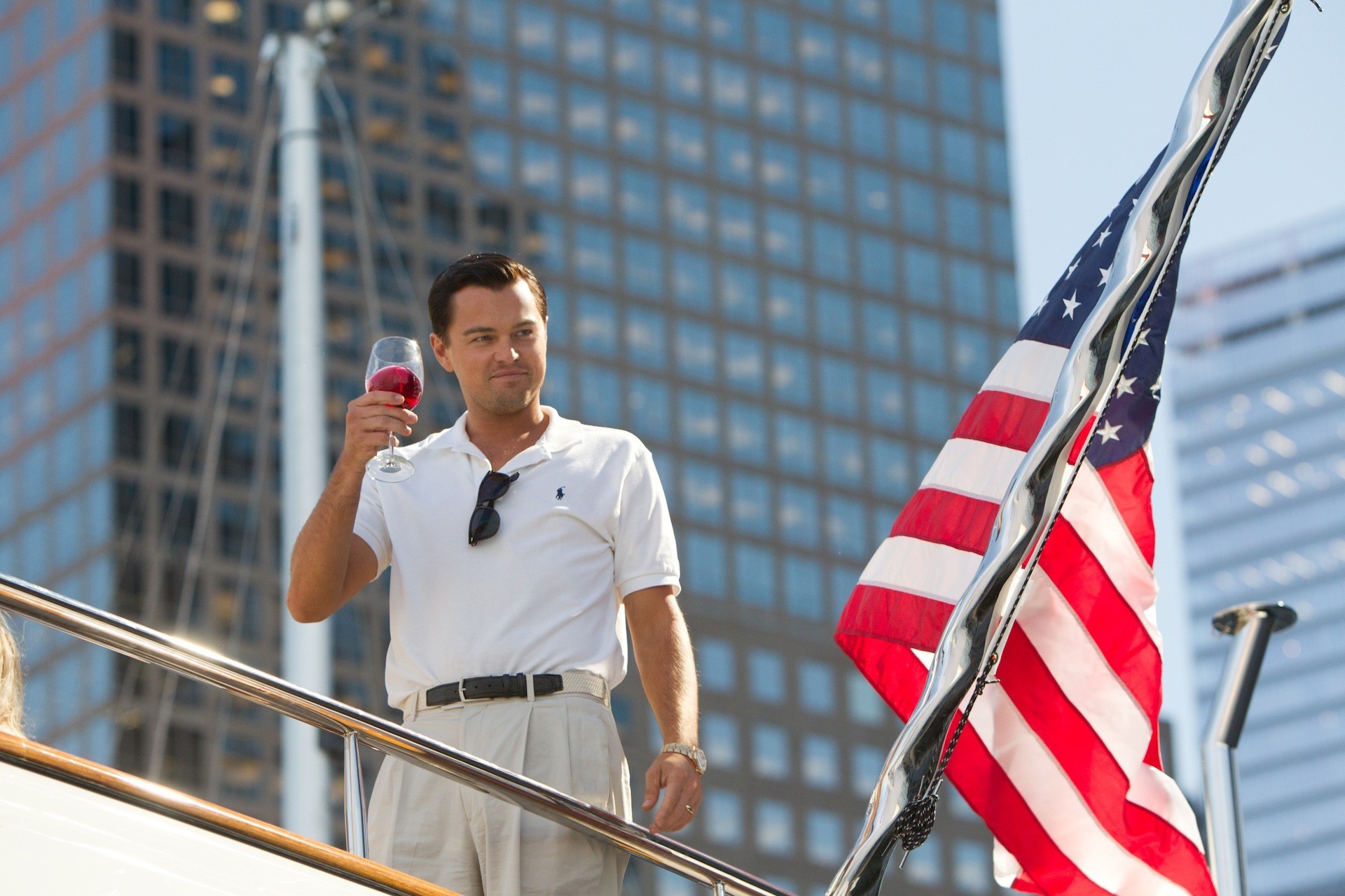 Leonardo DiCaprio in The Wolf of Wall Street HD Wallpaper