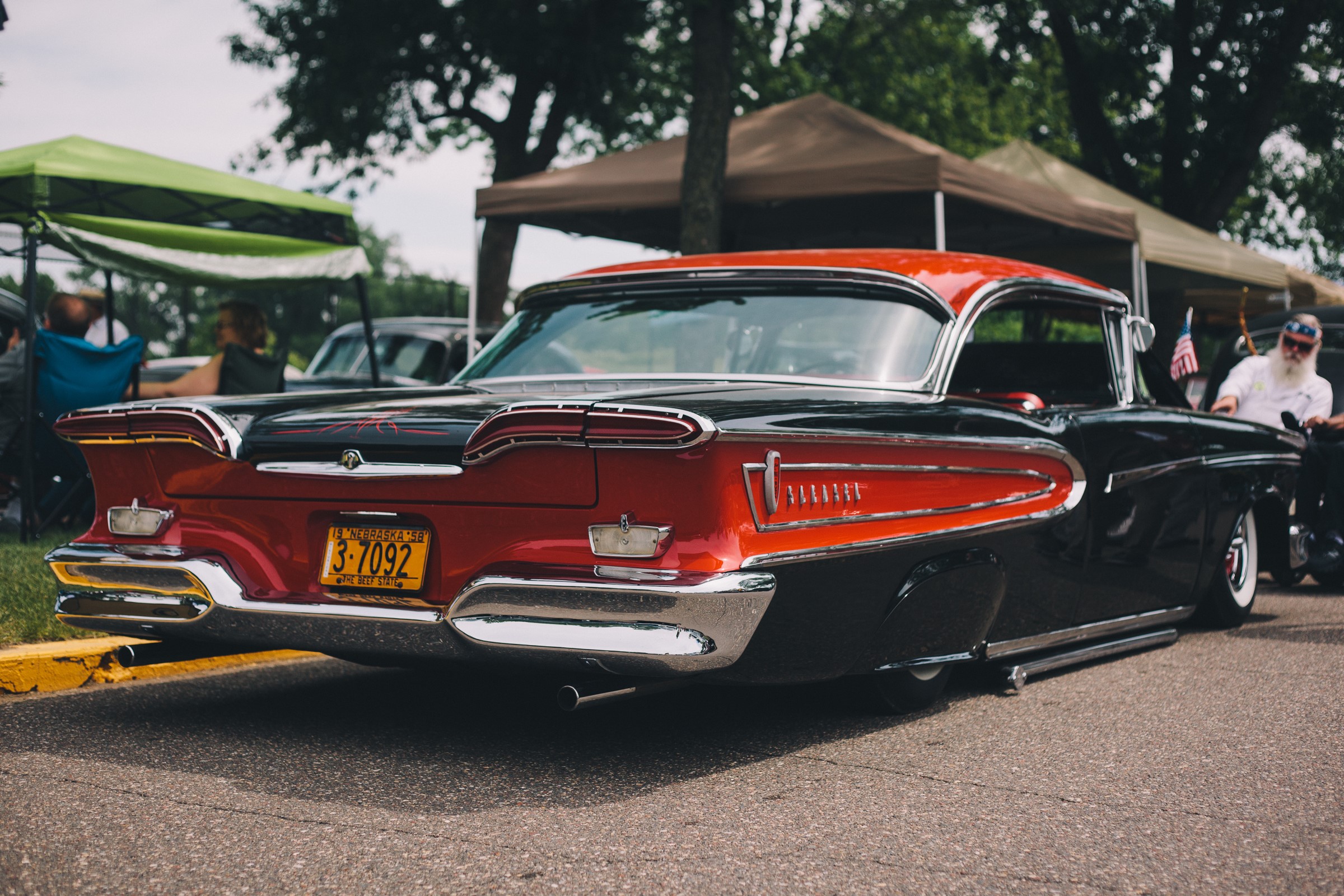 Black and Red Edsel Corsair Sl HD Wallpaper