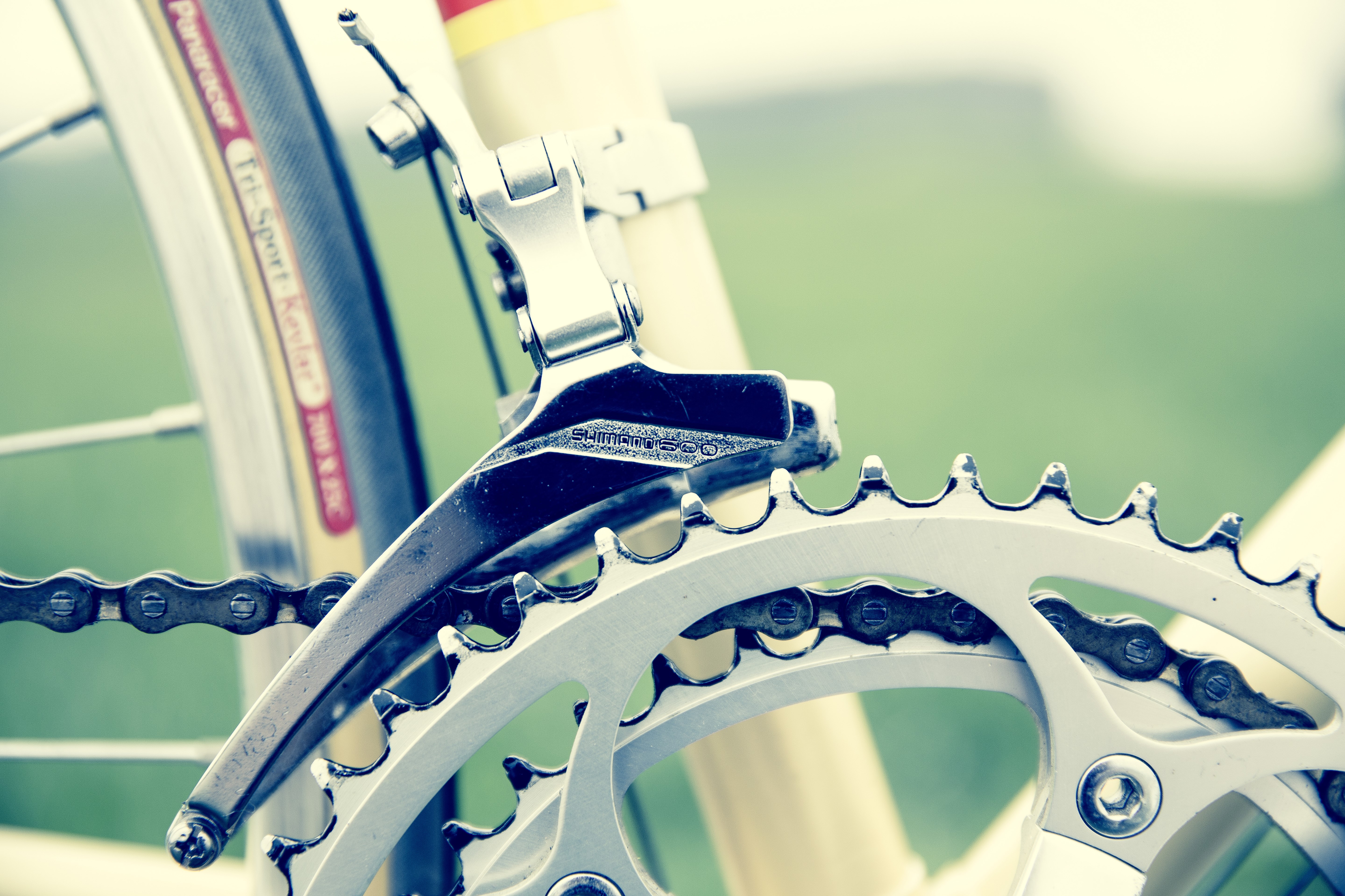 Shimano Front Derailleur and Crankset on Bicycle HD Wallpaper