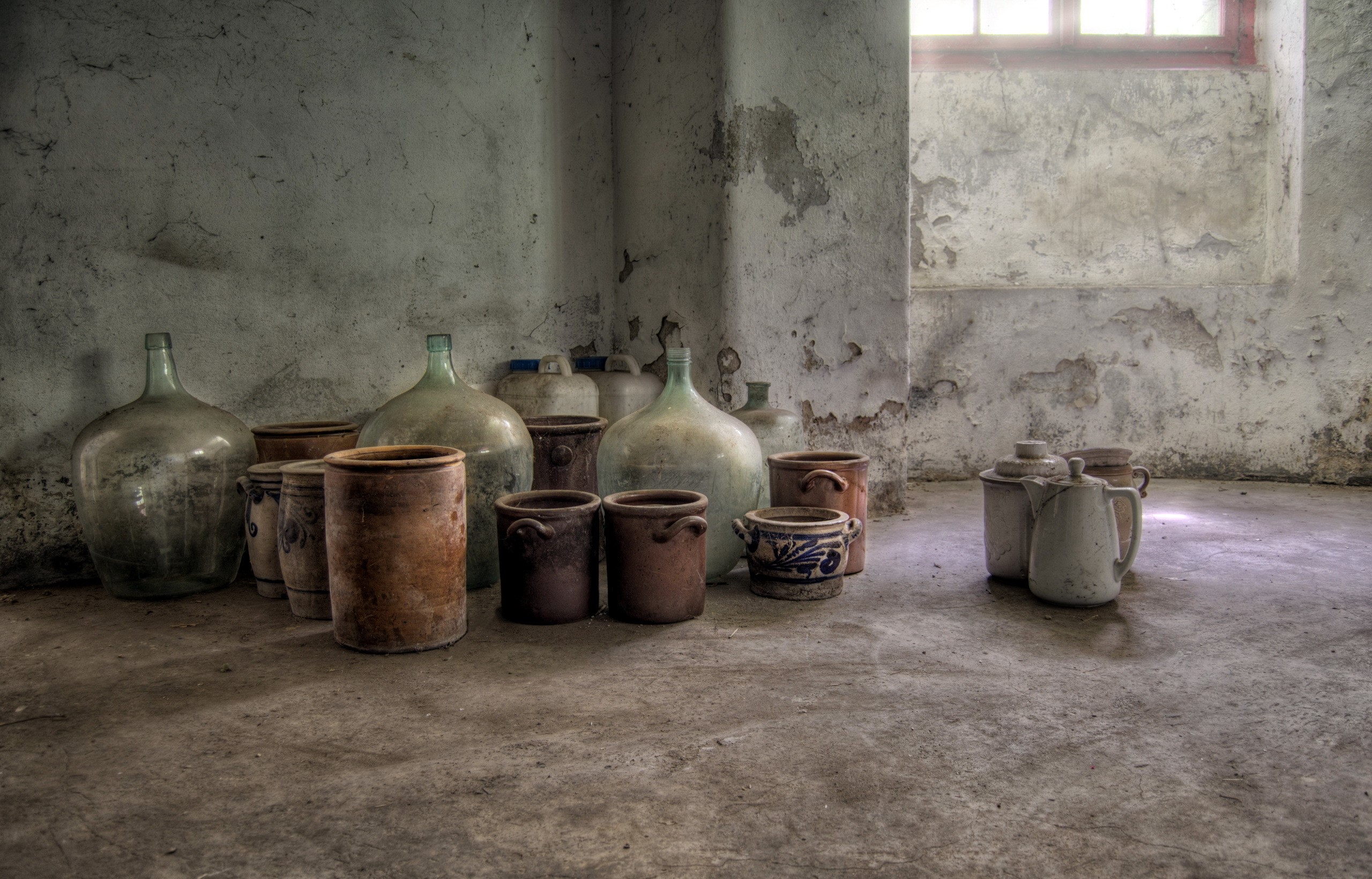 Old bottles and pottery in a dusty room HD Wallpaper