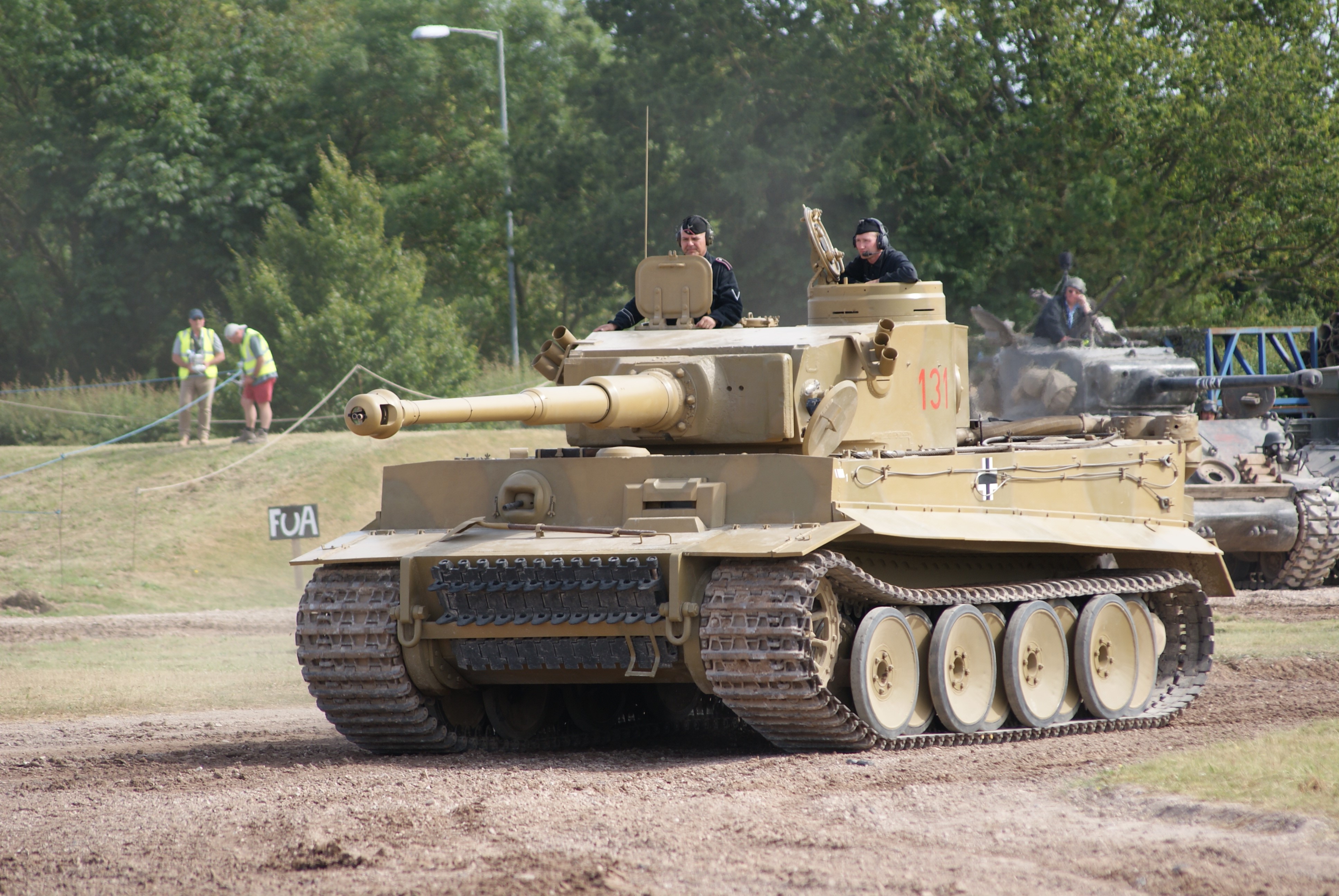Tiger Tank at Tankfest 2015 HD Wallpaper