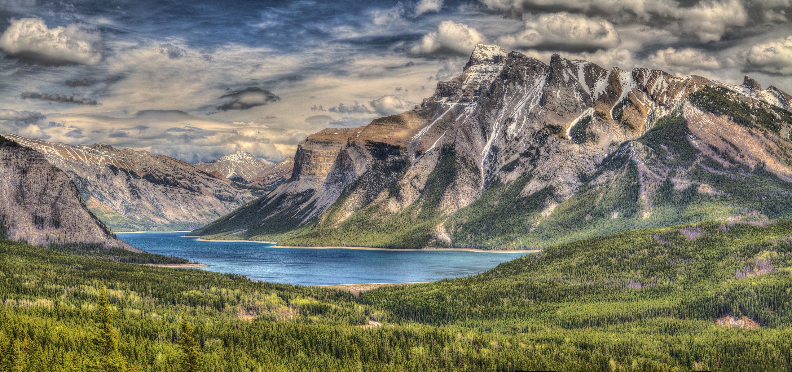 Lake and Mountains with Forest Scenery HD Wallpaper