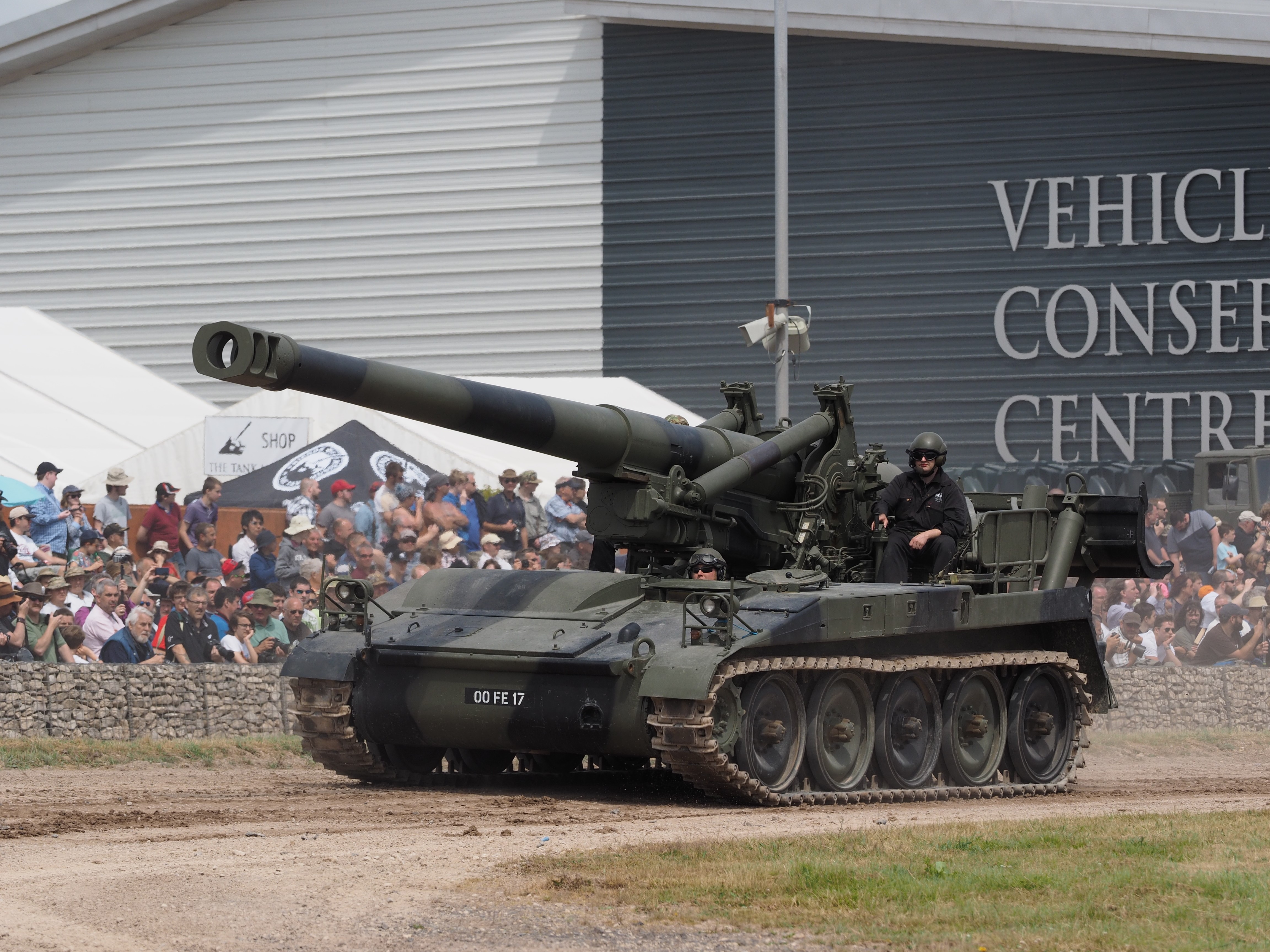 M110A2 SPG at Tankfest 2015 HD Wallpaper