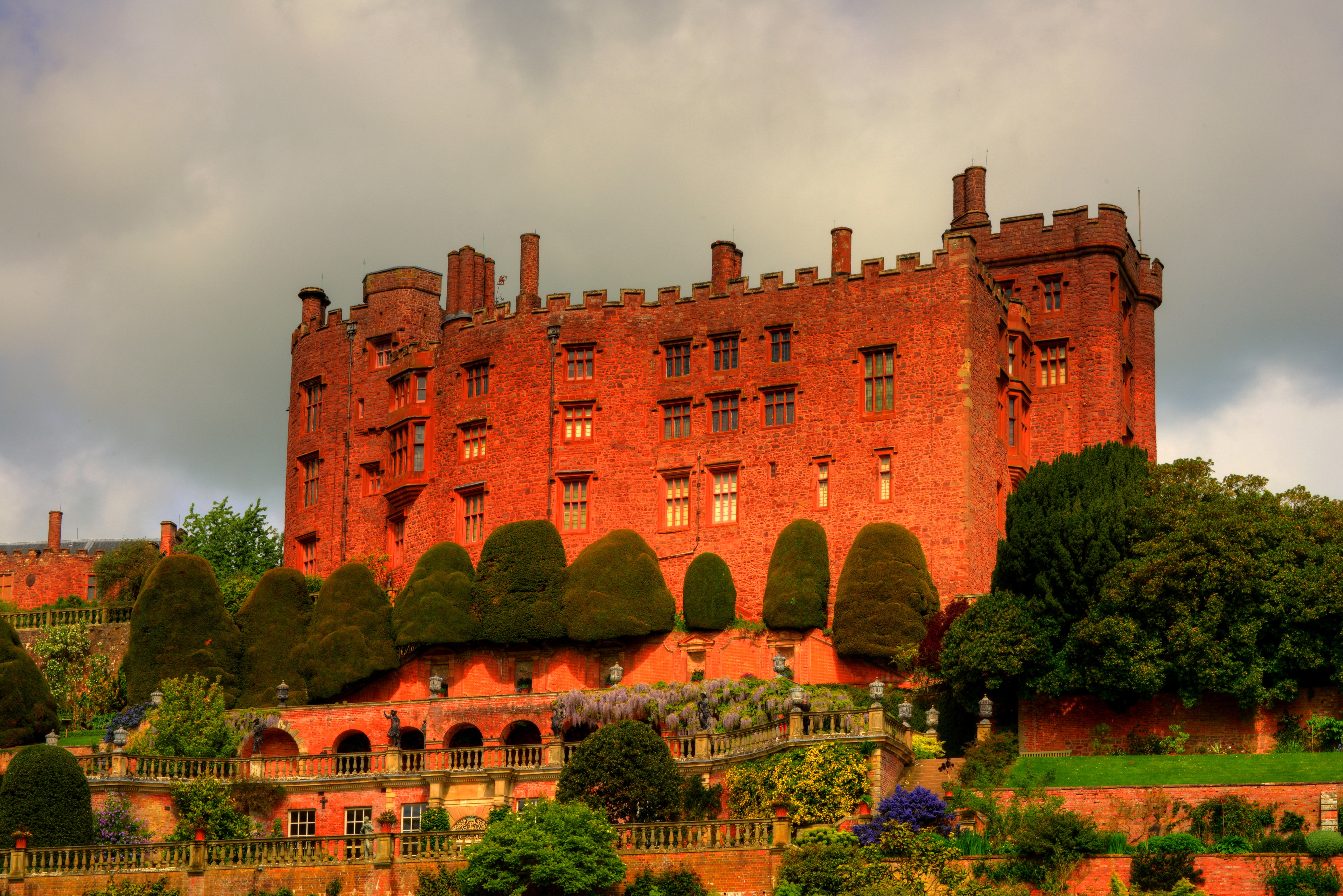 Powis Castle in Wales, United Kingdom HD Wallpaper