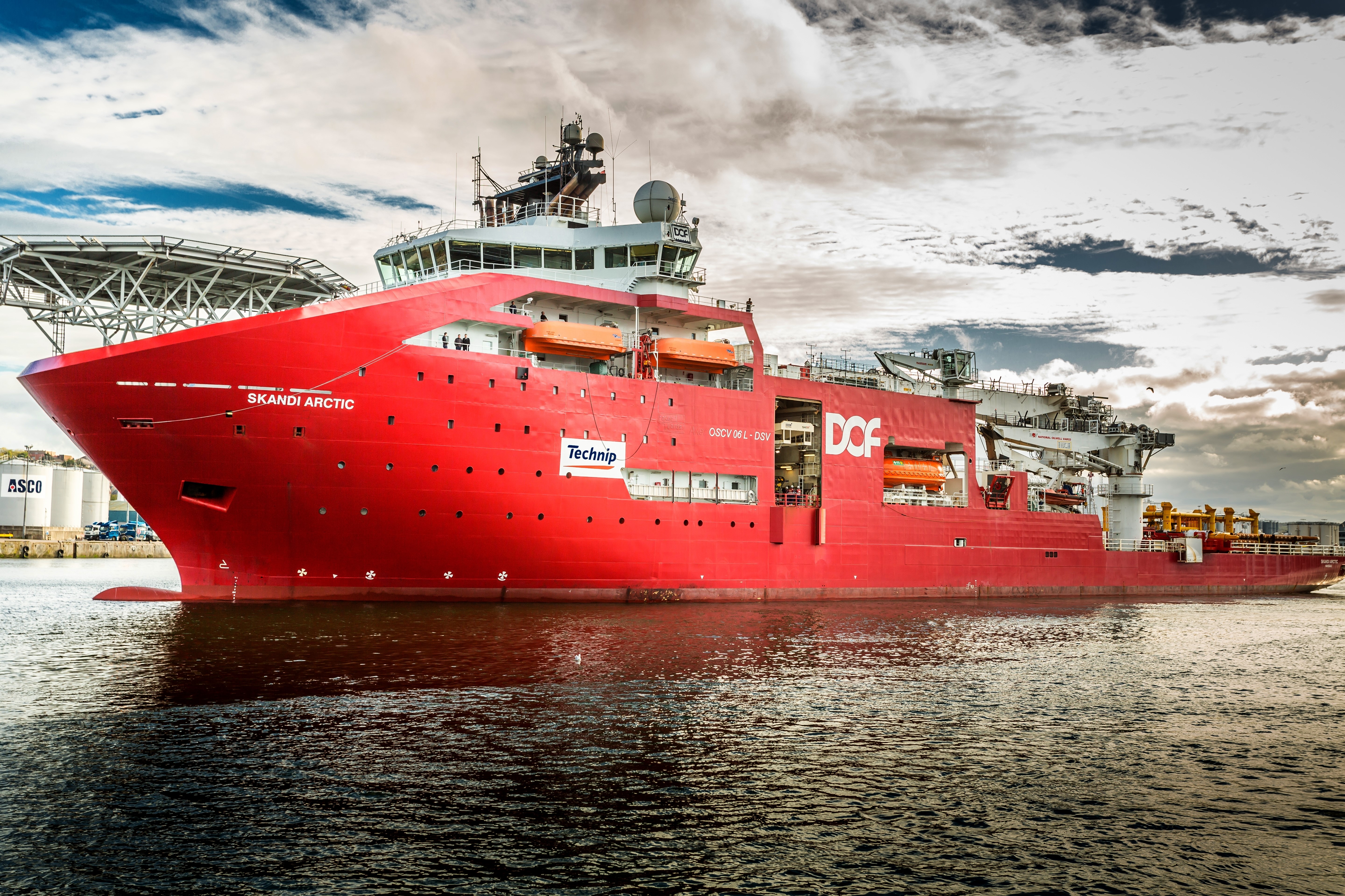 Skandi Arctic Ship HD Wallpaper