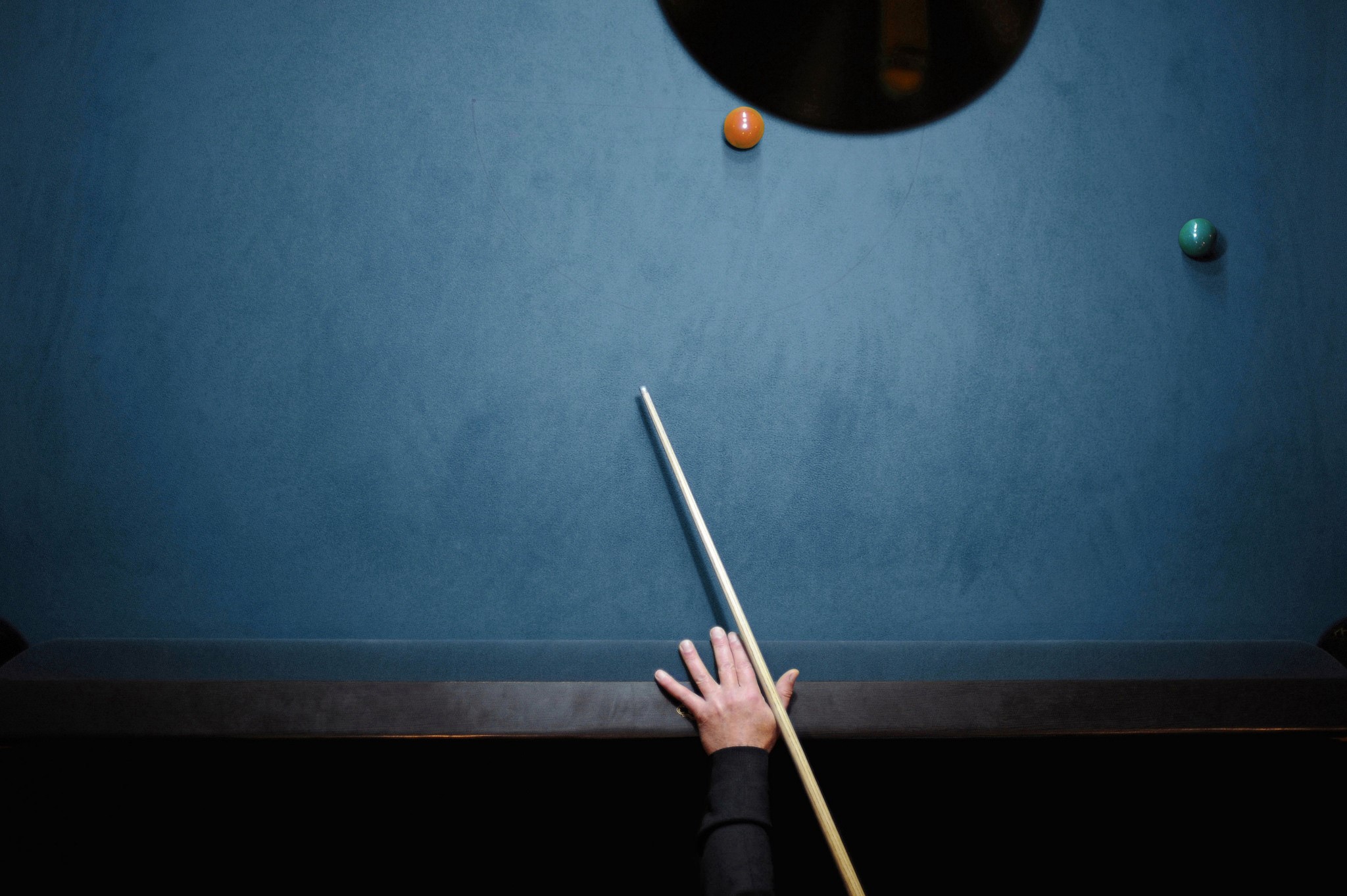 Billiards table with cue stick and balls HD Wallpaper