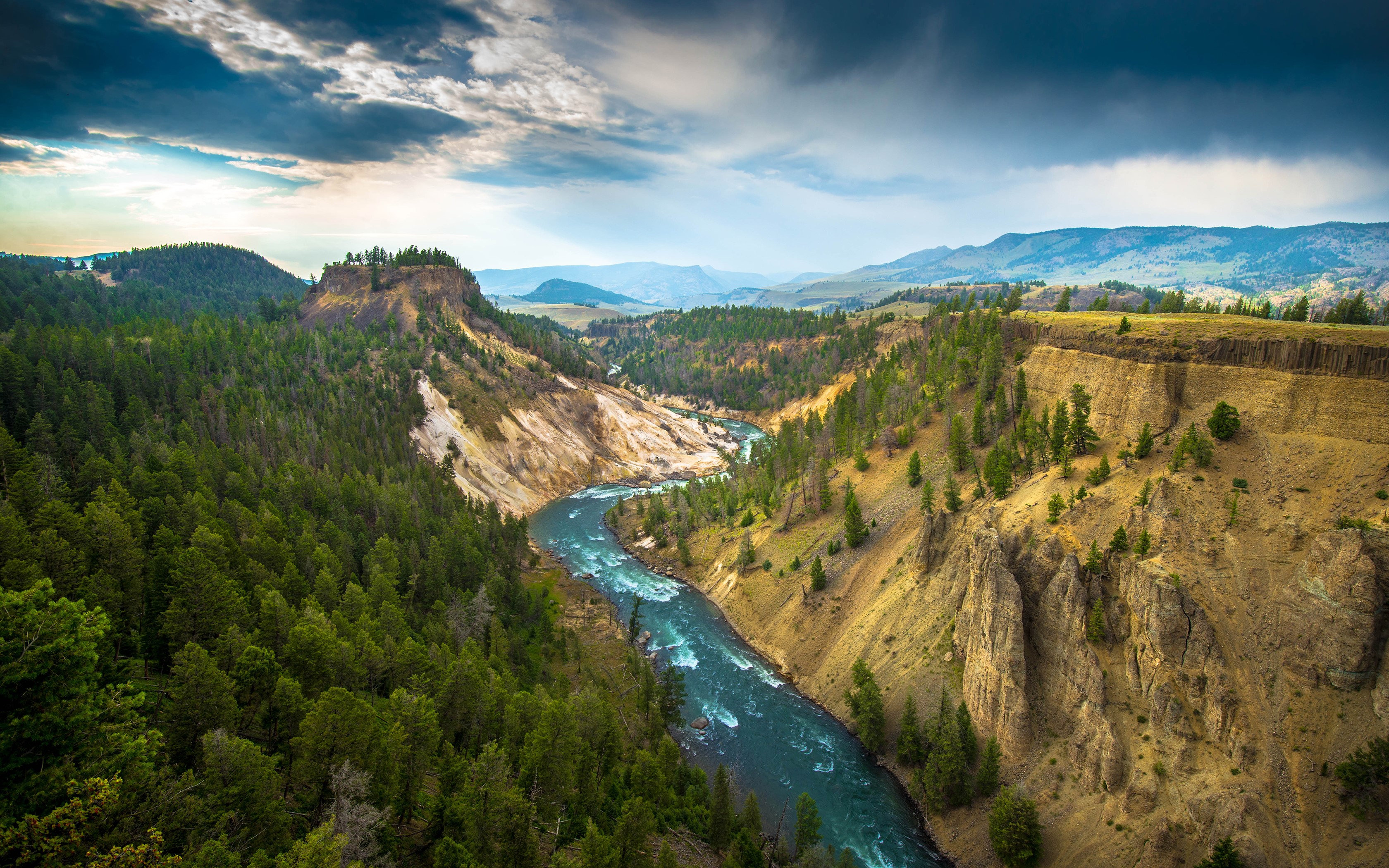 Yellowstone River Canyon, USA HD Wallpaper