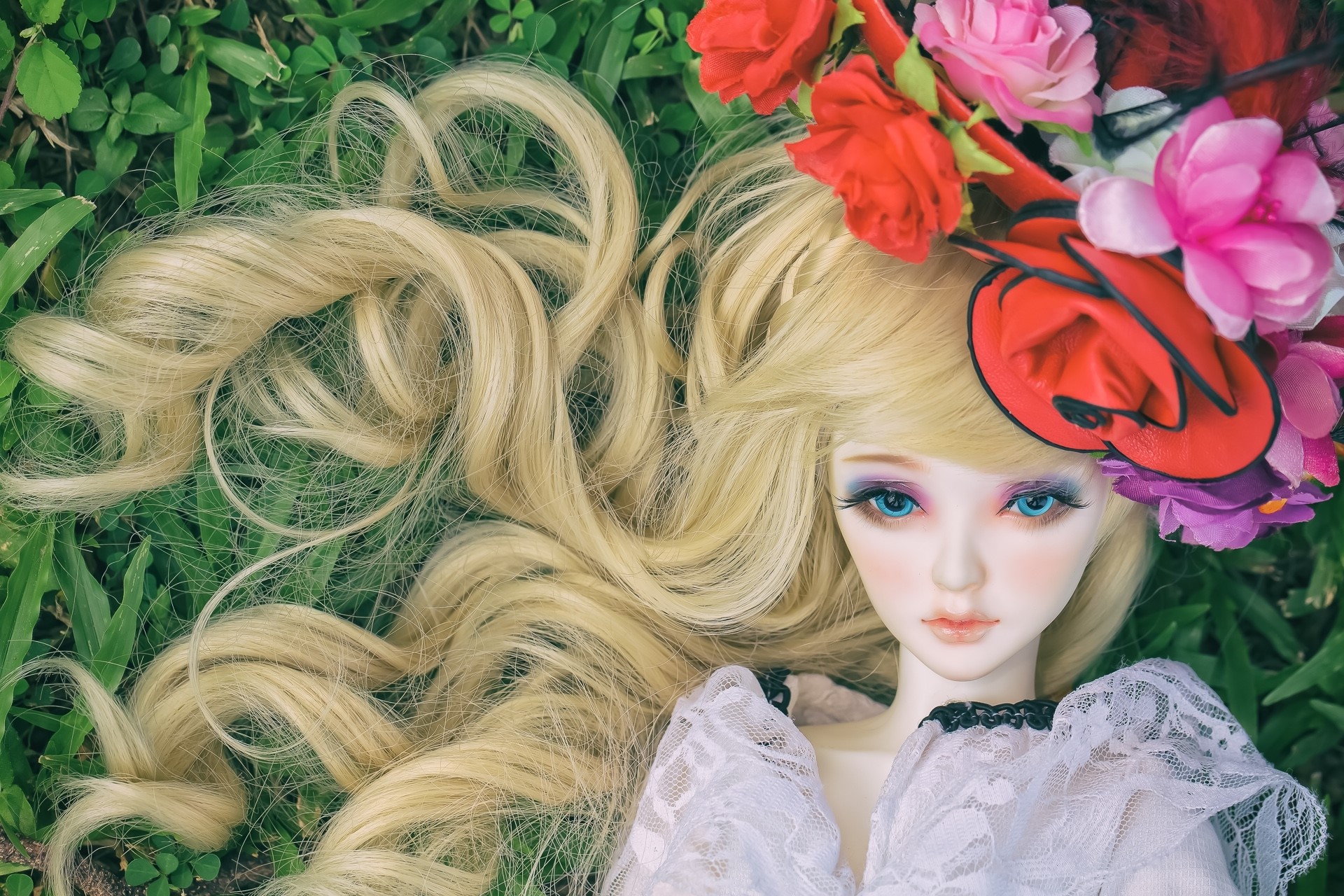 Doll with blonde hair and flowers HD Wallpaper
