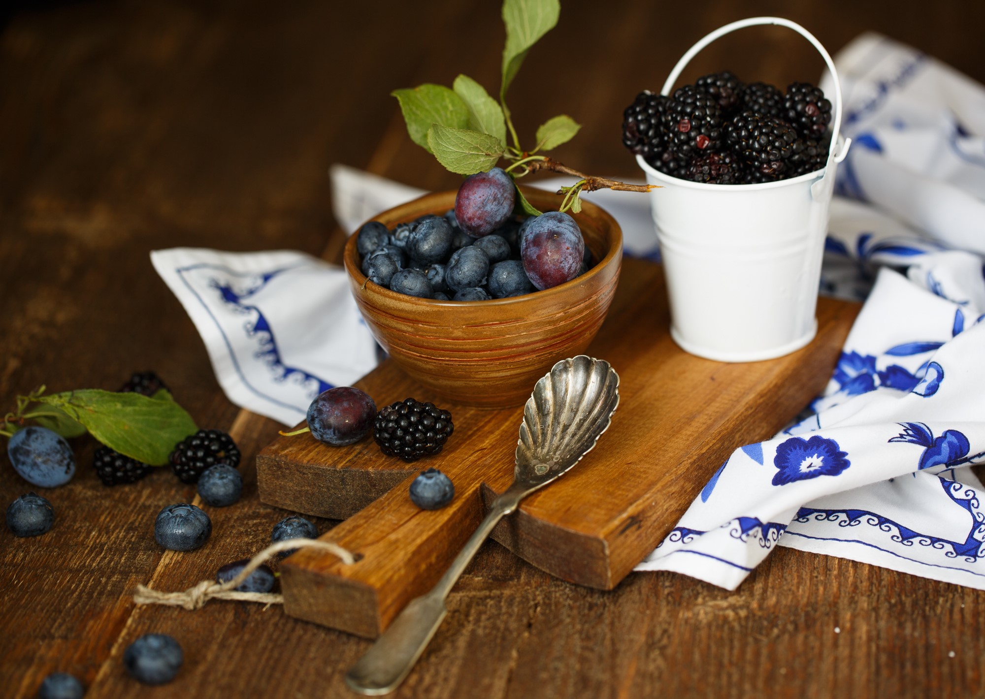 Plums and Blackberries with a Spoon HD Wallpaper