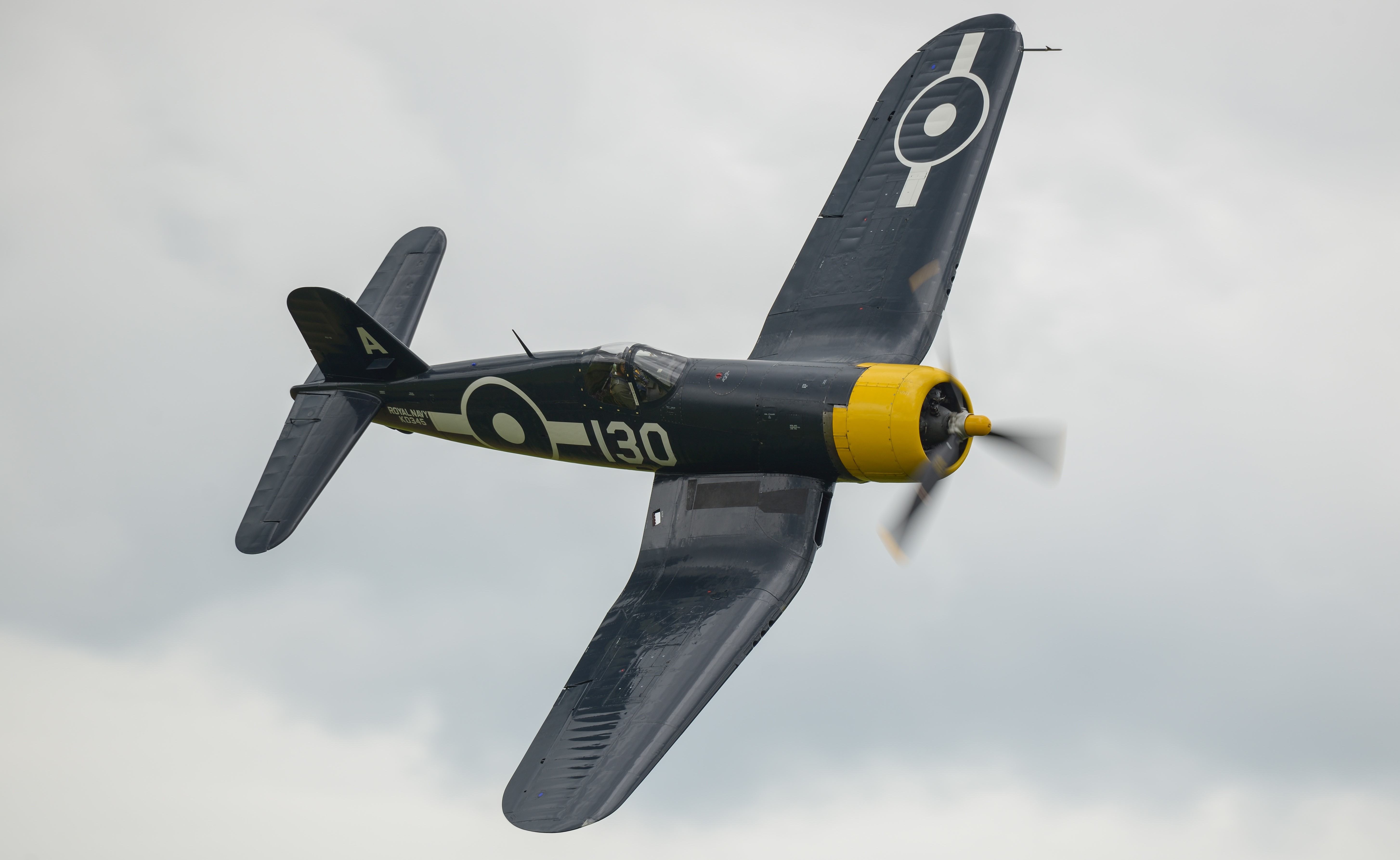 FG-1D Corsair fighter airplane in flight HD Wallpaper
