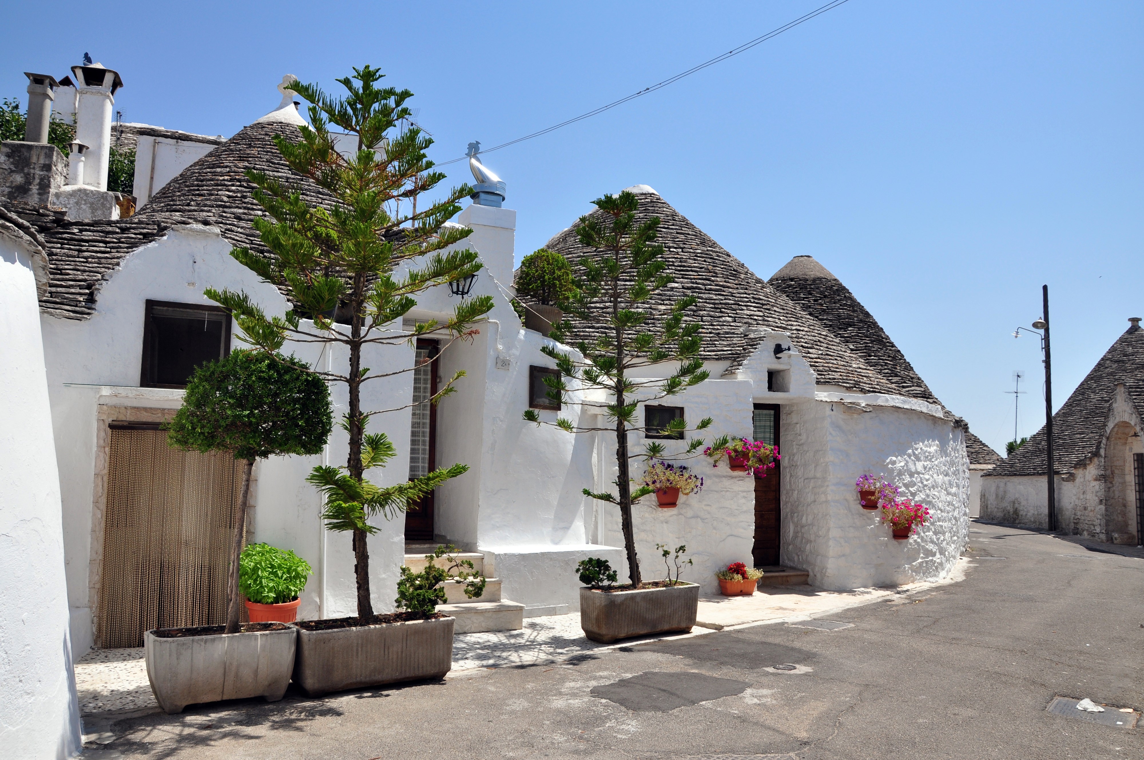 Alberobello Trulli Houses in Italy HD Wallpaper