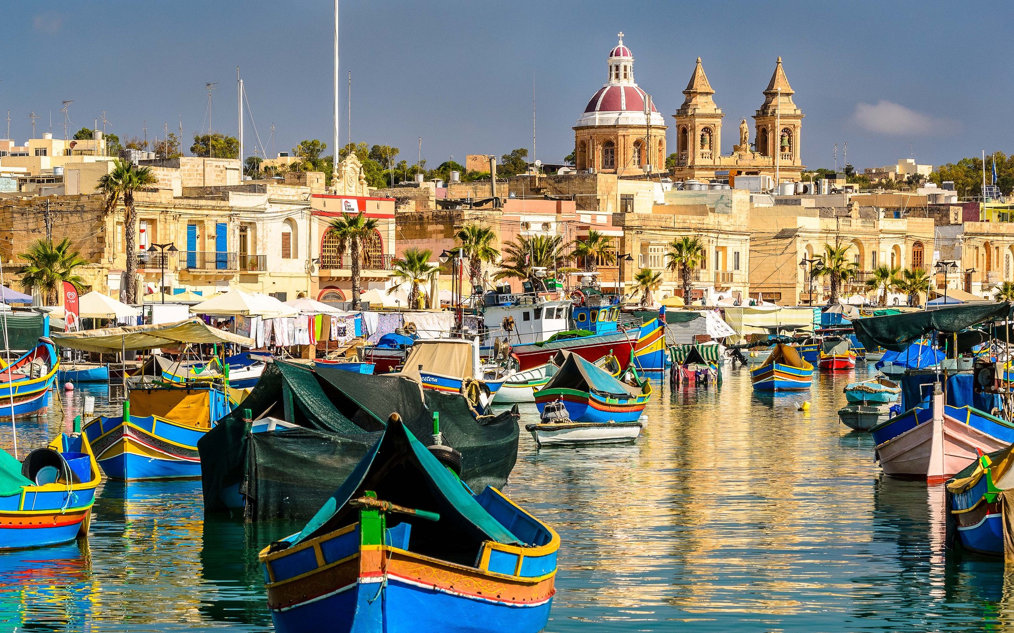 Marsaxlokk Bay, Malta with colorful fishing boats HD Wallpaper
