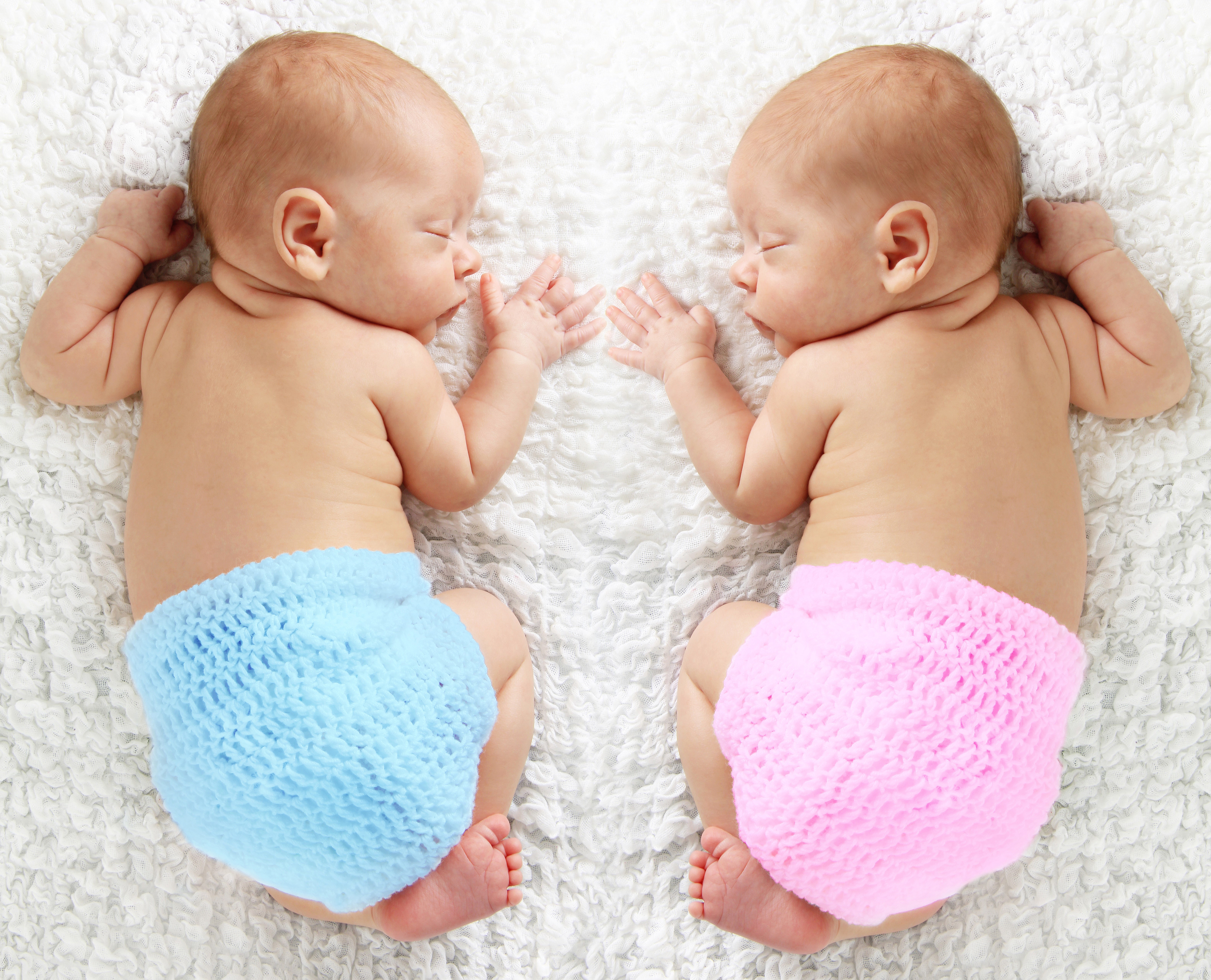 Two Newborn Infants Sleeping HD Wallpaper