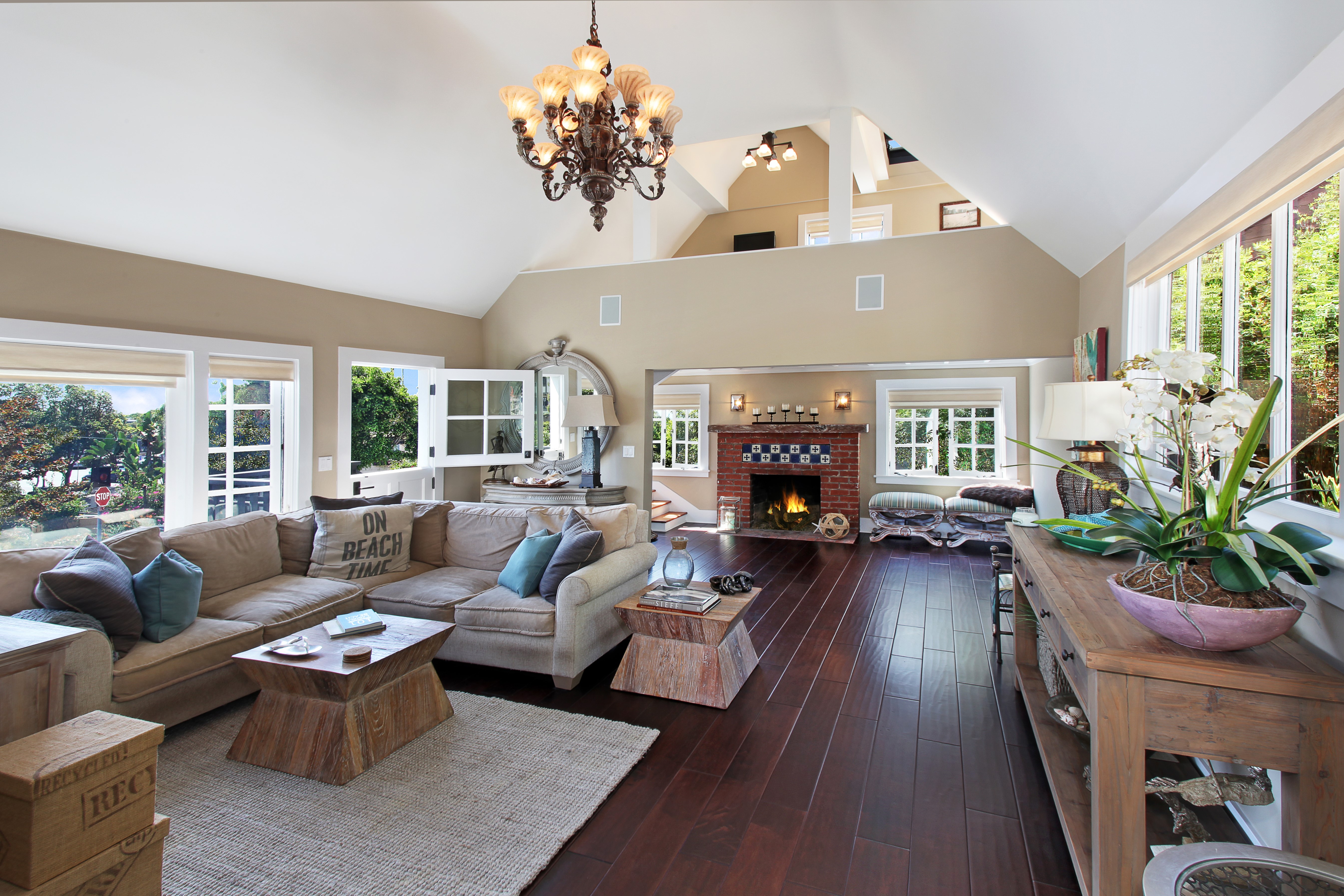 Living room with sofa and fireplace HD Wallpaper