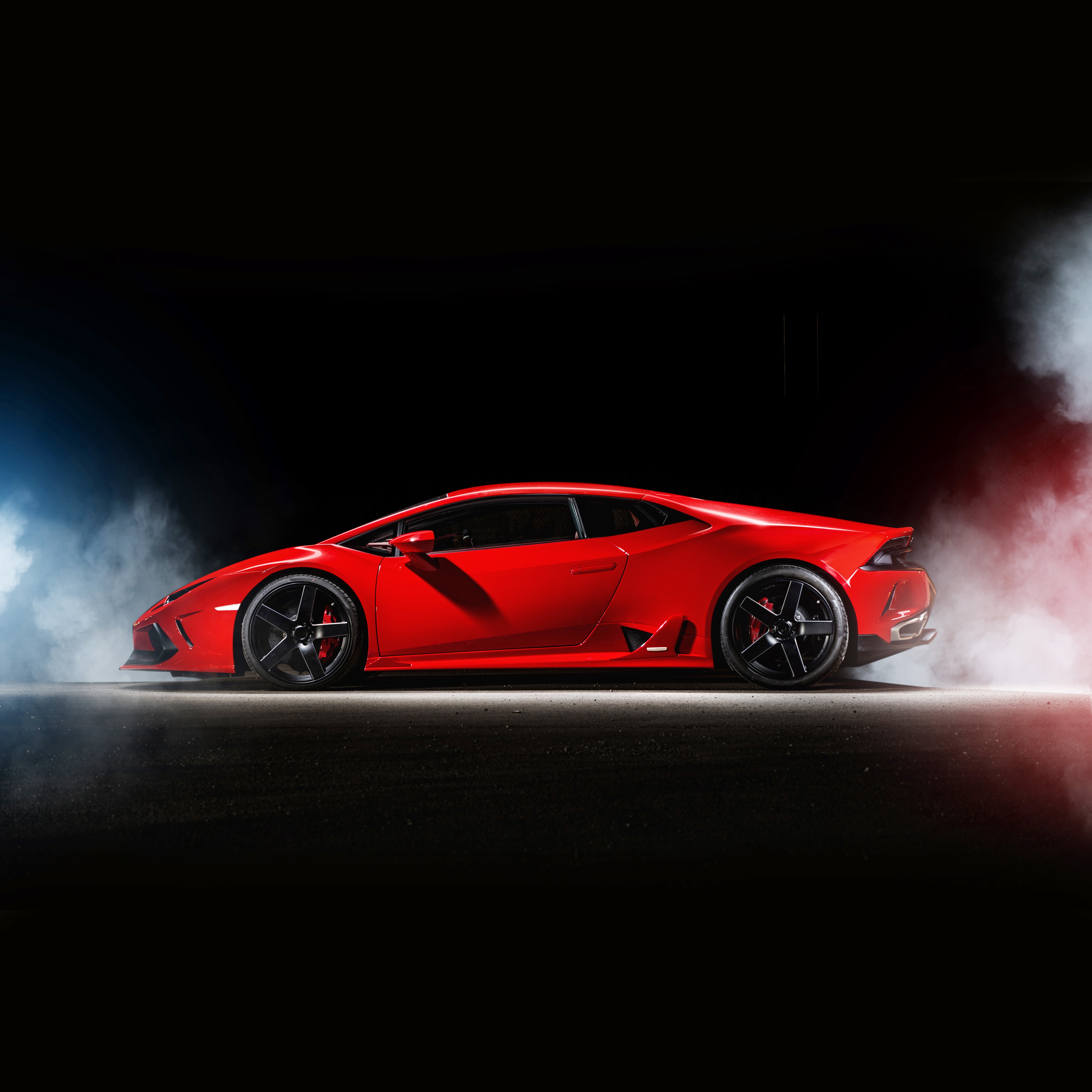 4K Red Lamborghini Huracan Side View HD Wallpaper