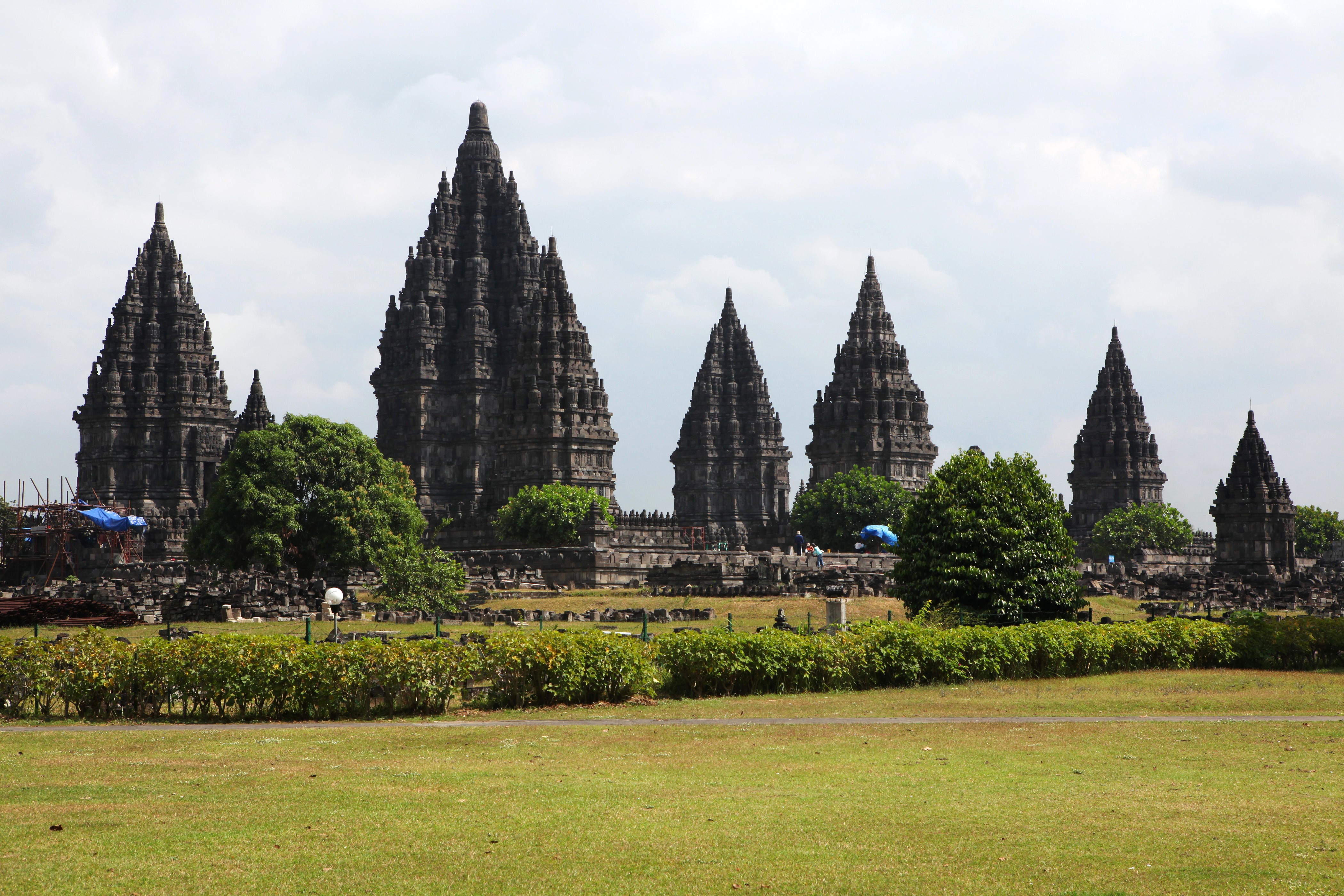 Prambanan Temples in Yogyakarta, Indonesia HD Wallpaper