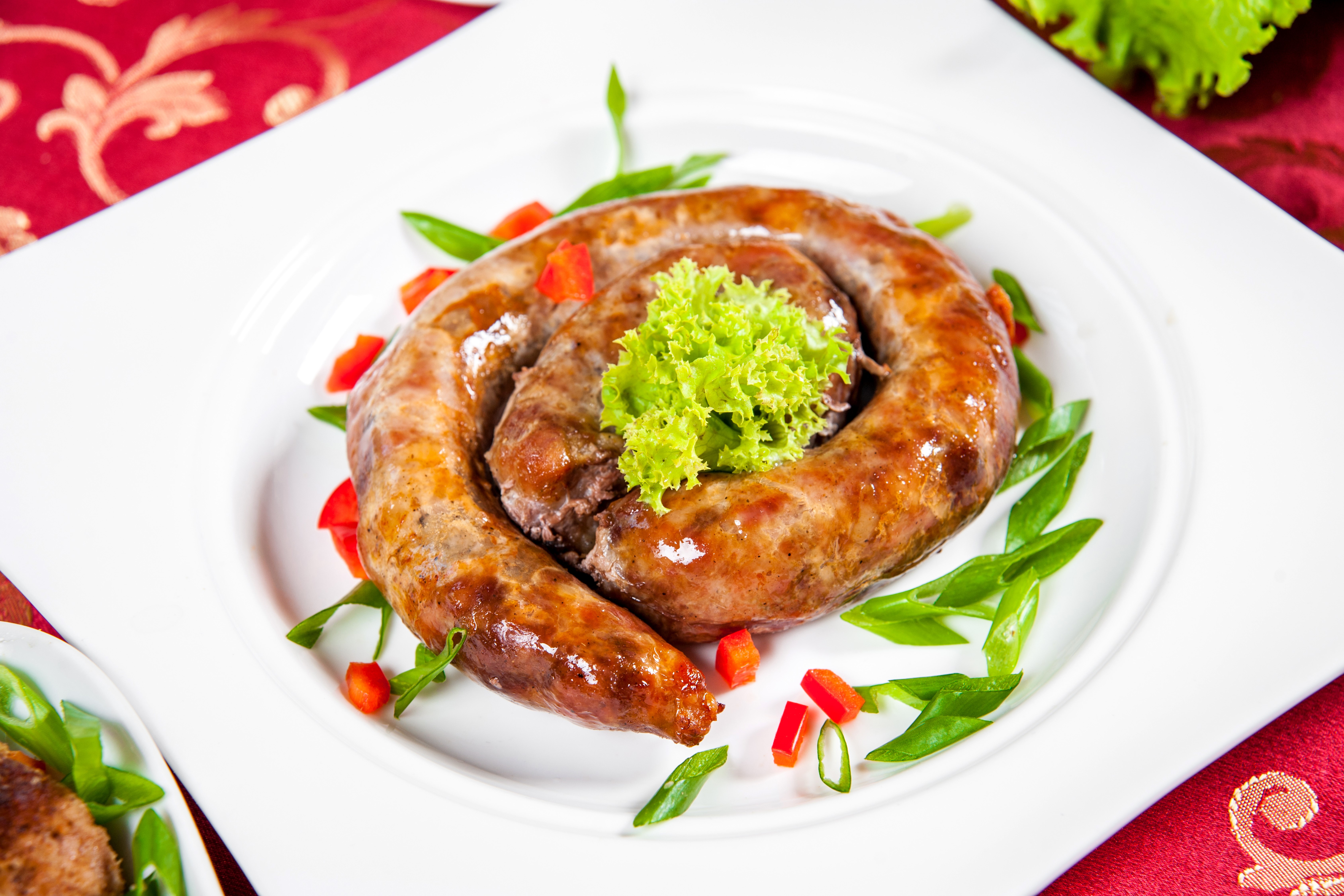 Spiral Sausage with Vegetables HD Wallpaper